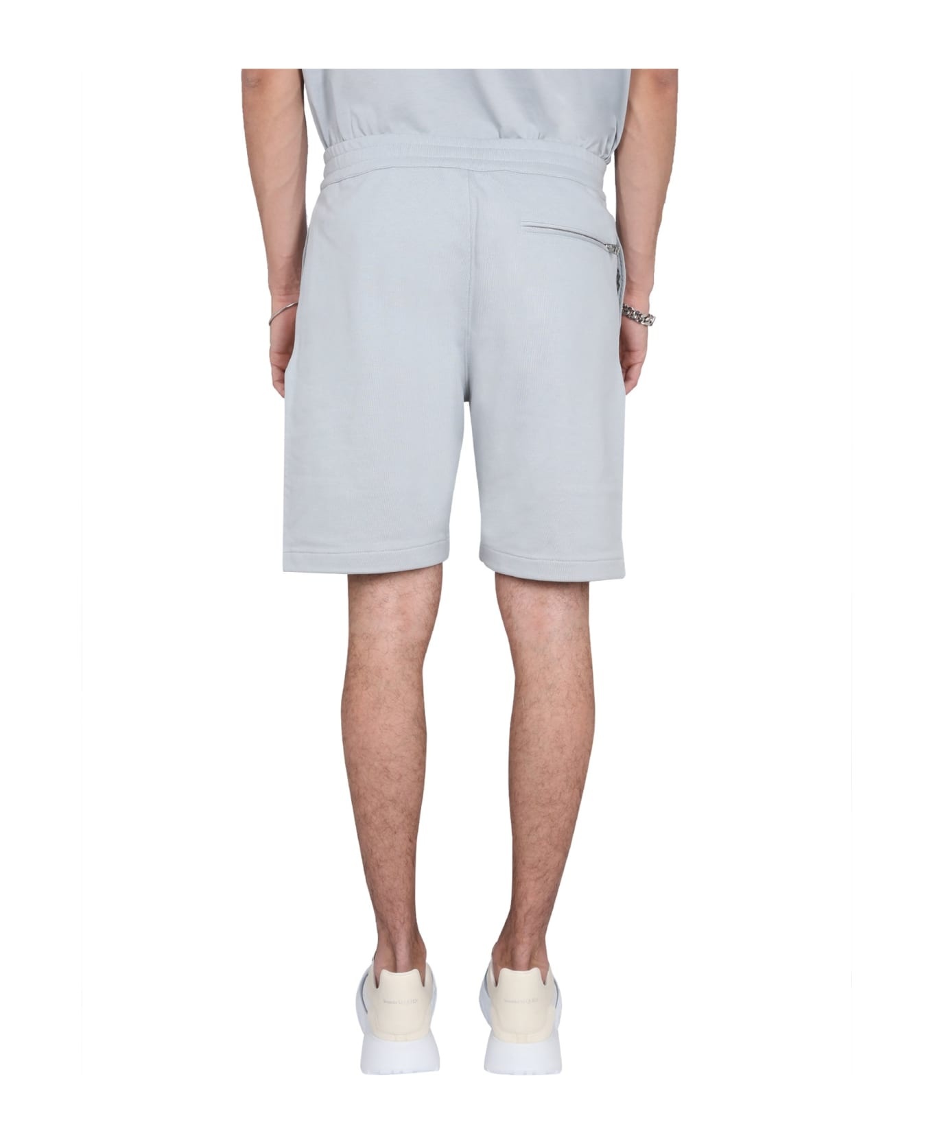 Bermuda Shorts With Graffiti Logo Print - 4