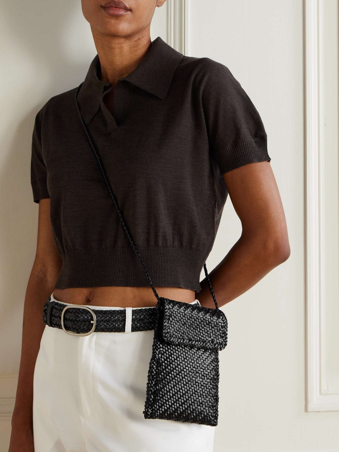 Woven leather phone case Black - 2