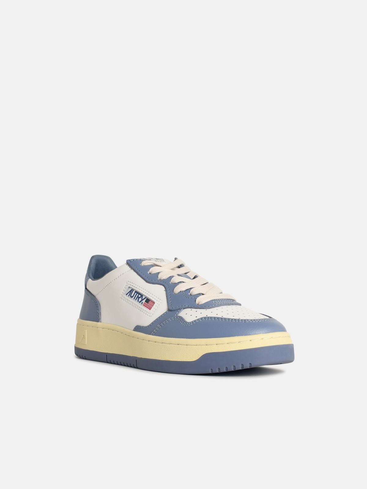 'MEDALIST LOW' 'TEMPEST' WHITE AND LIGHT BLUE LEATHER SNEAKERS - 2