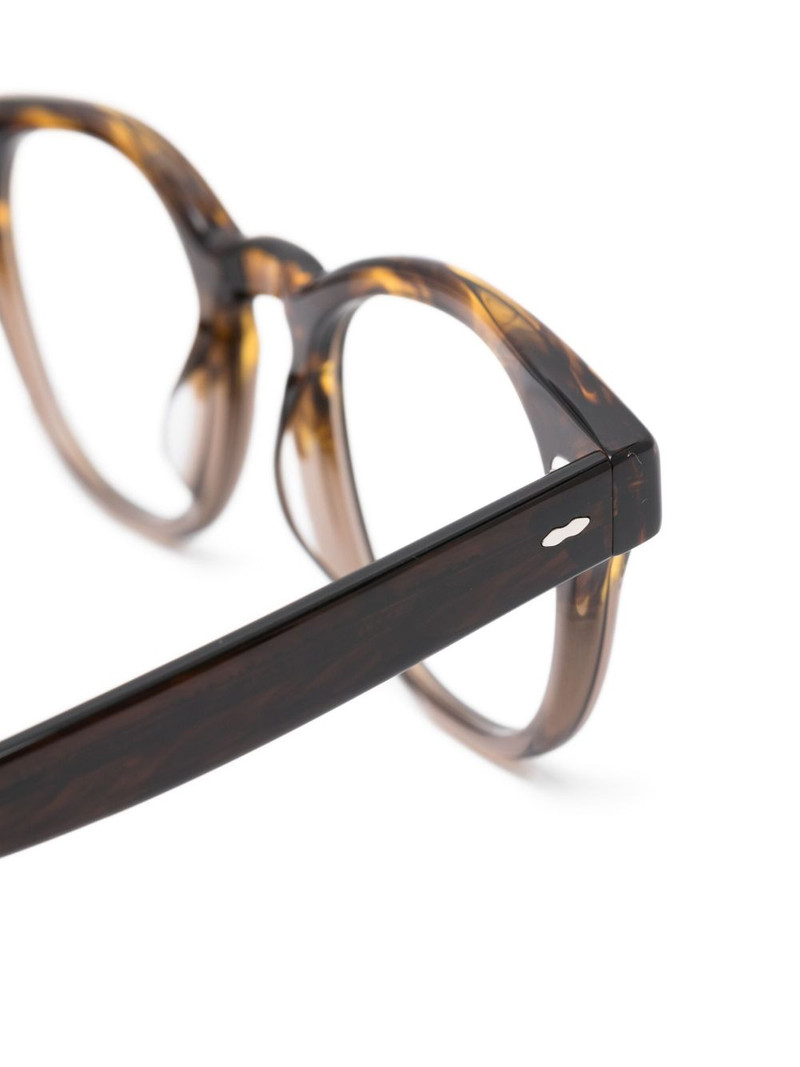 Cary Grant round-frame glasses 3