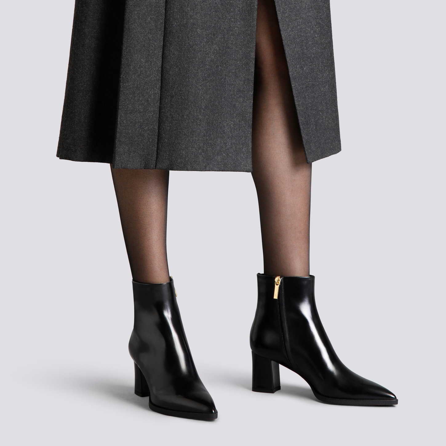 Women's black leather mid-heel ankle boot - 2