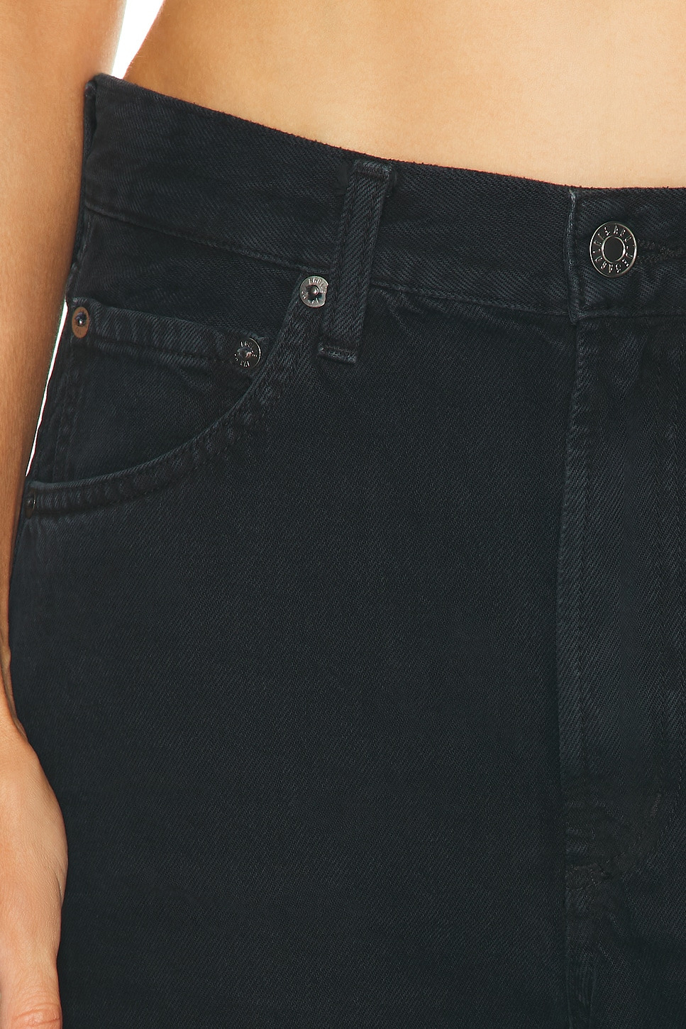 Low Curve Crop Jeans - 6