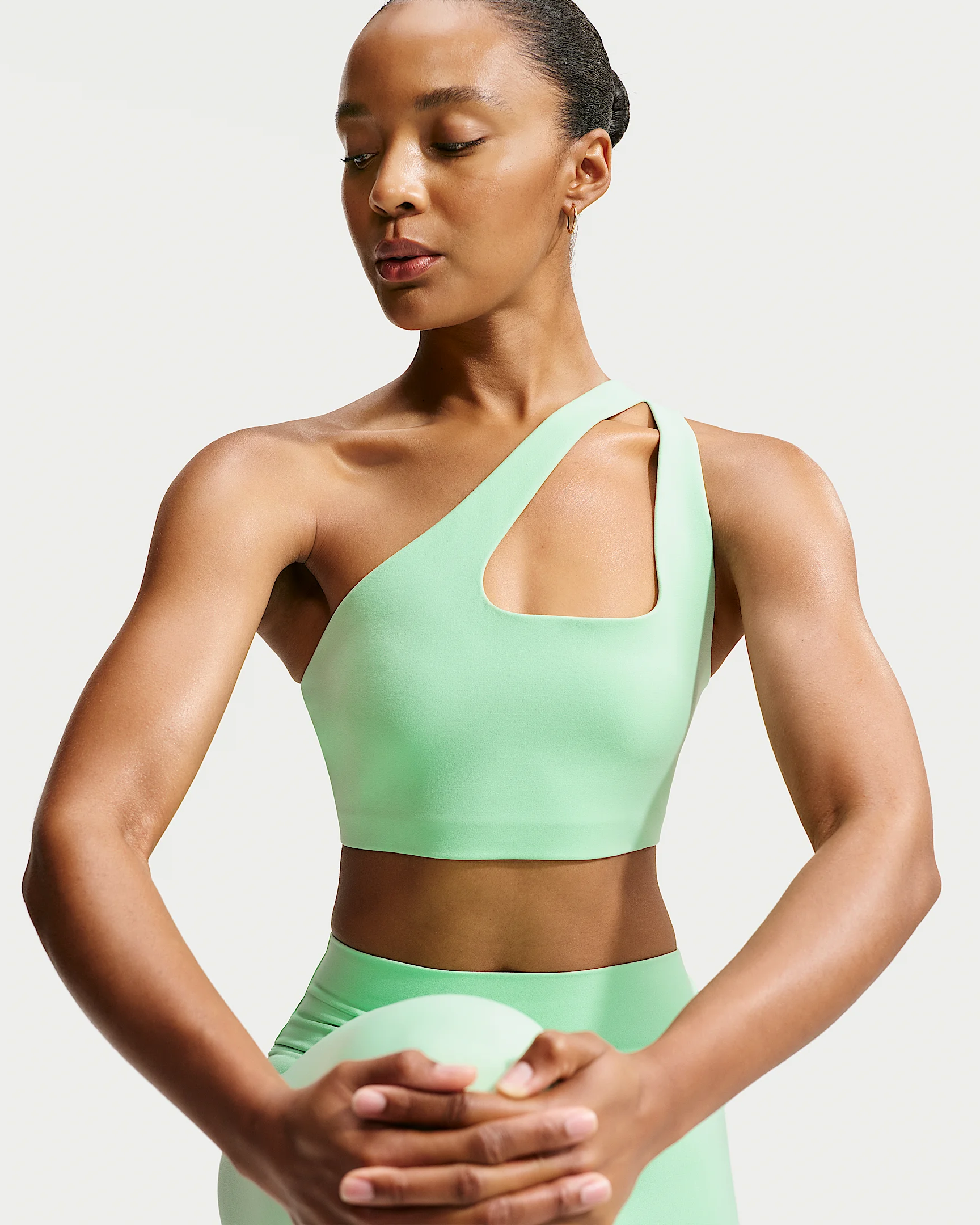 Nike Zenvy Women's Light-Support Sports Bra - 1