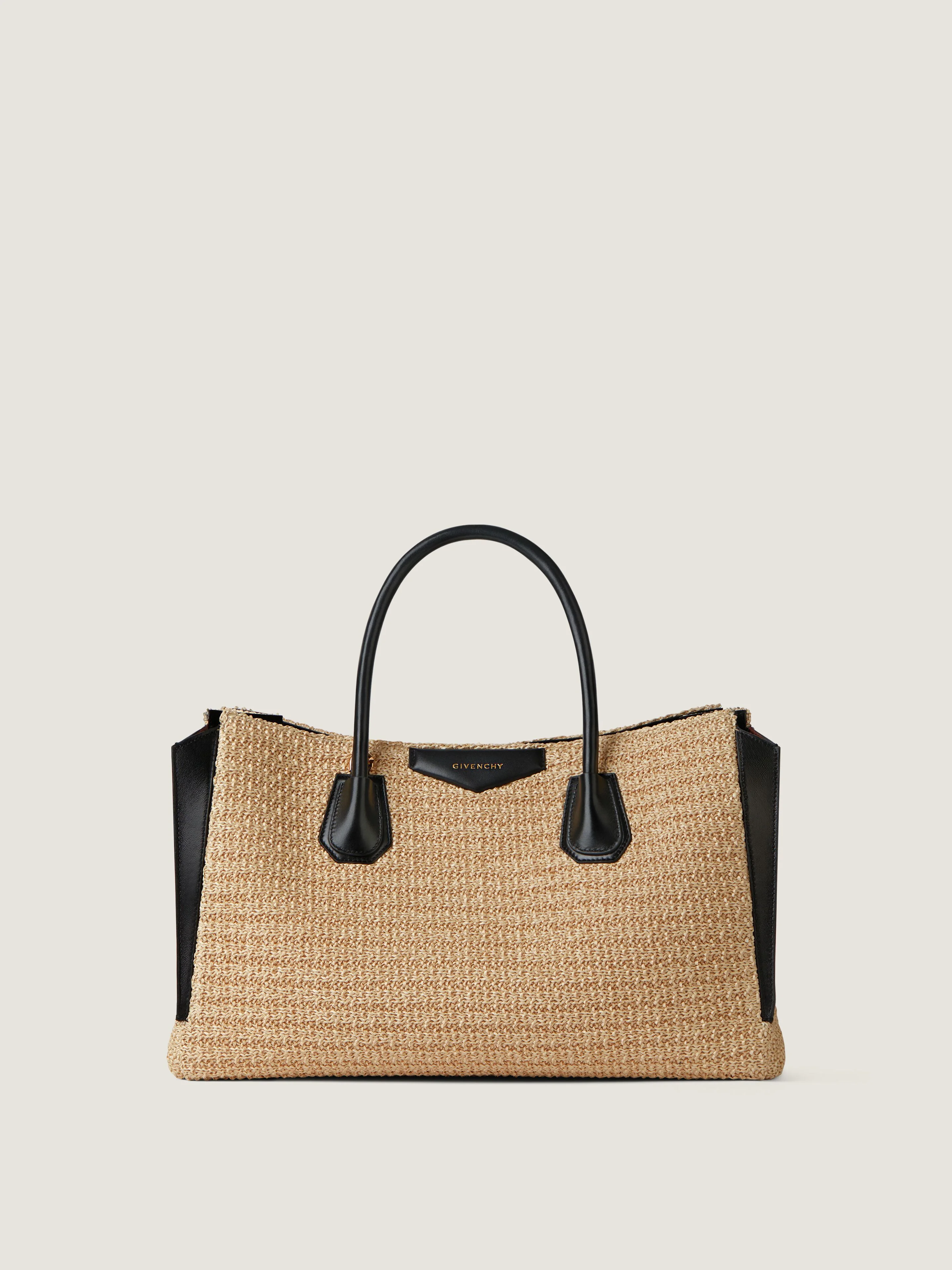 MEDIUM ANTIGONA CATCHALL RAFFIA-EFFECT BAG - 1