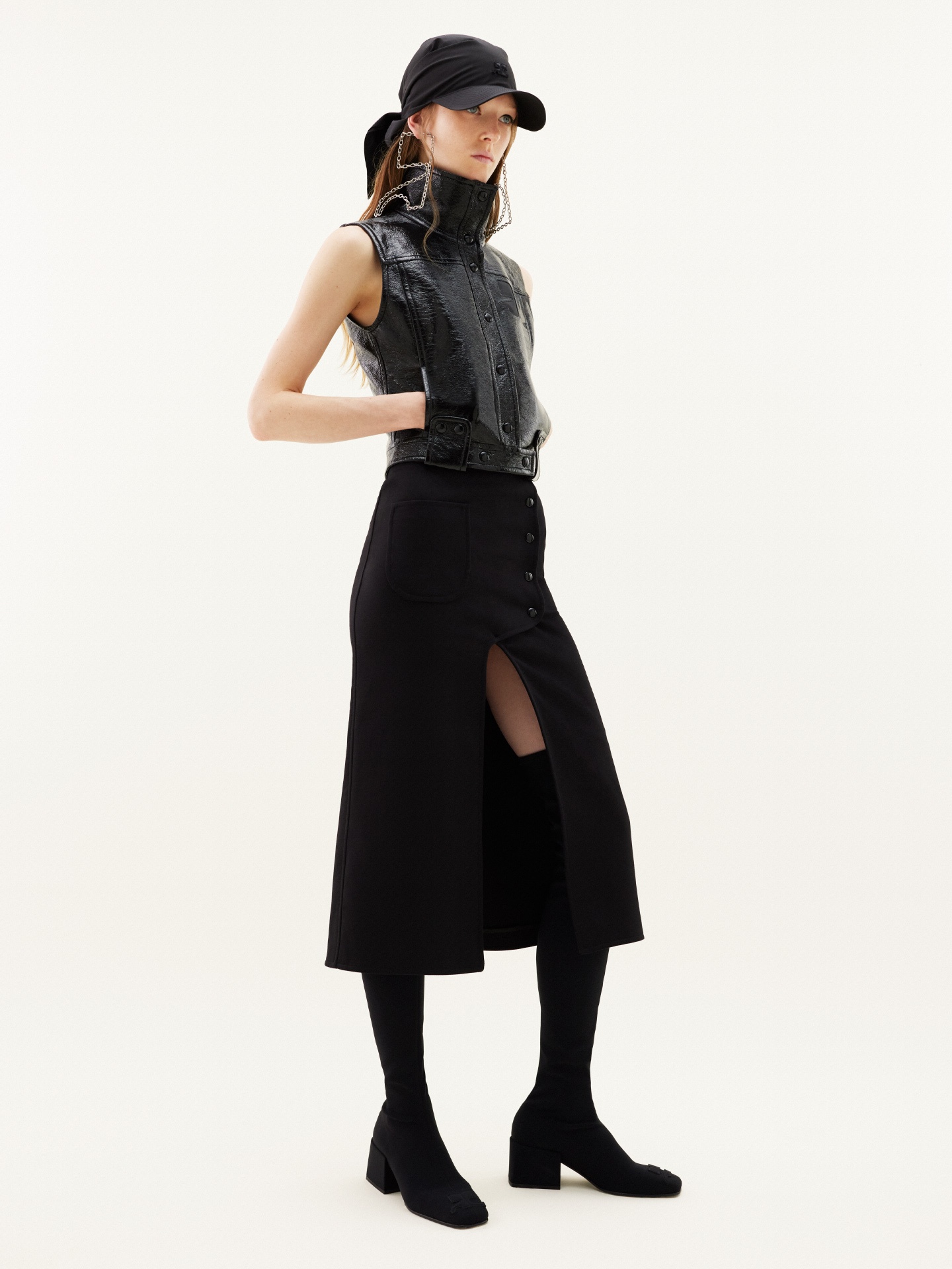 VINYL SLEEVELESS JACKET - 3