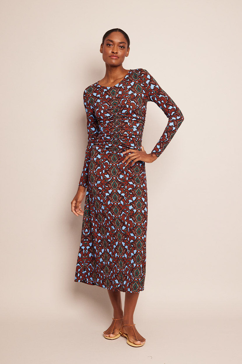 Cara Cara Maisy Dress
Figure-Skimming And Ultra-Flattering outlook
