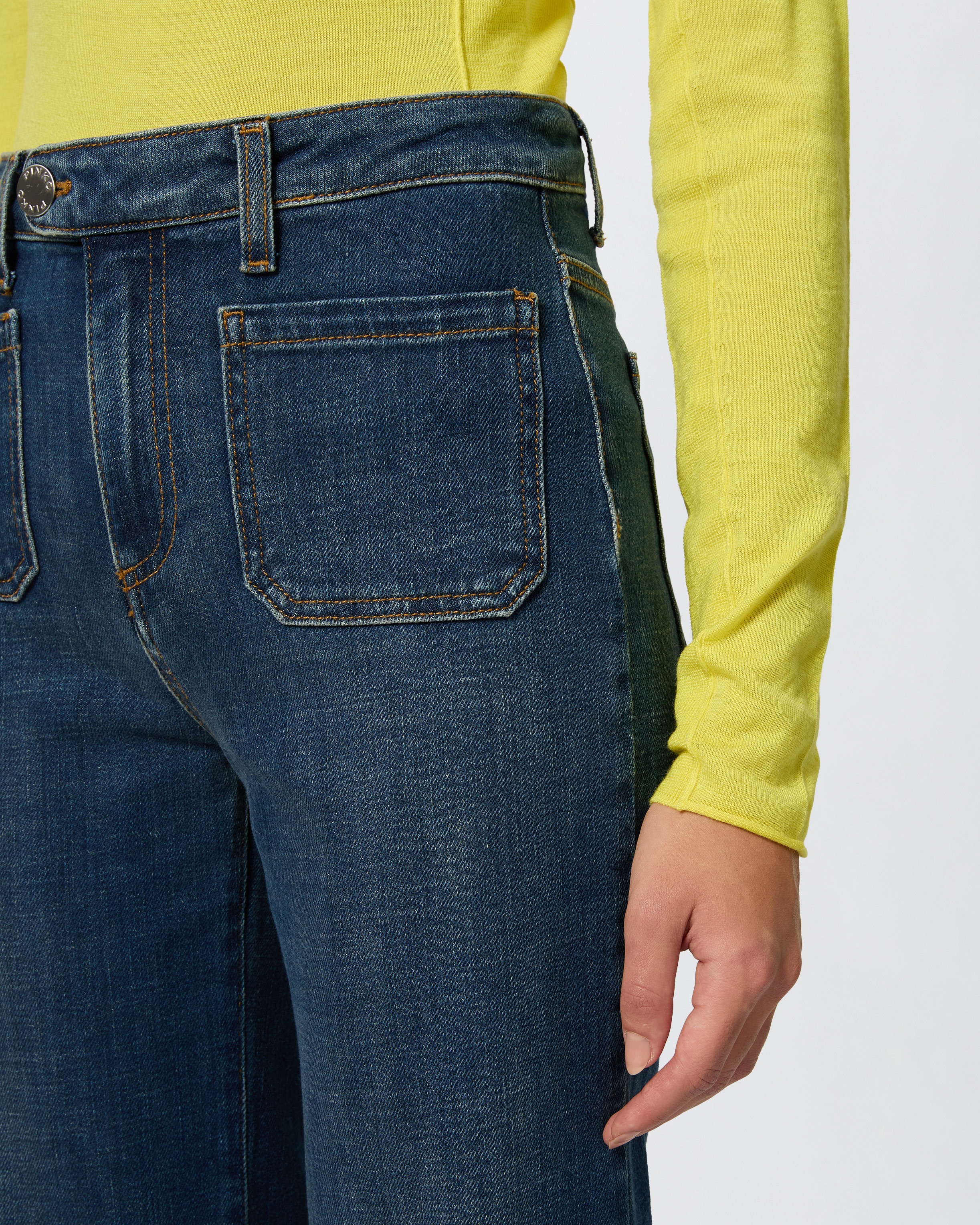 DARK BLUE FLARED JEANS WITH POCKETS - 5