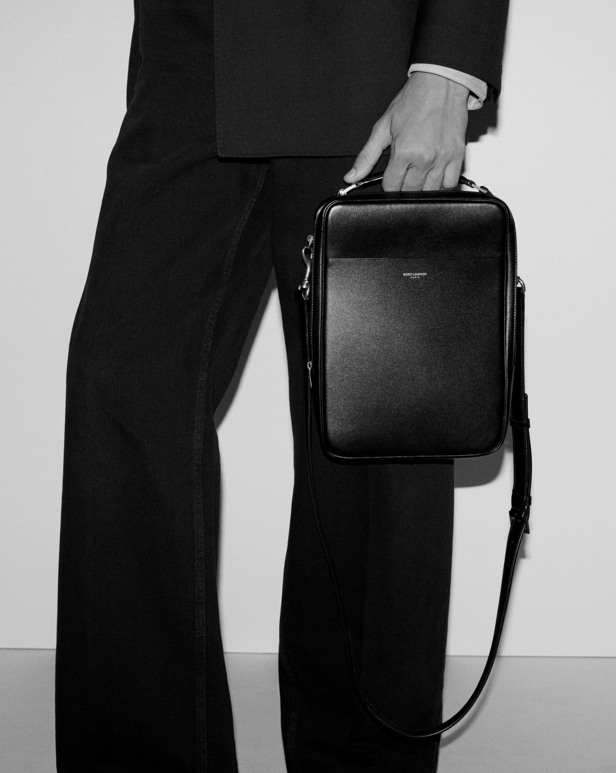 SAINT LAURENT SMALL CASE IN SMOOTH LEATHER - 2