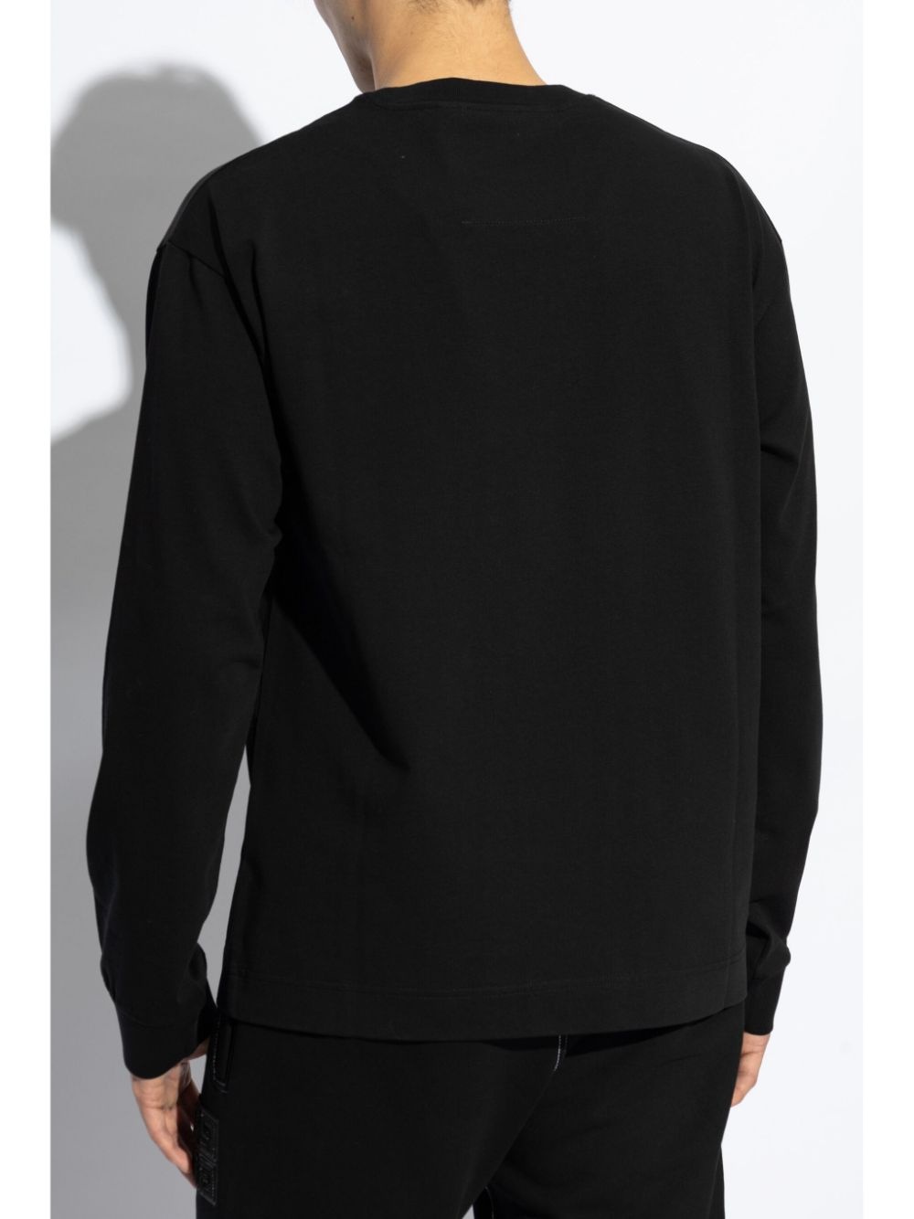 embossed-logo T-shirt - 4