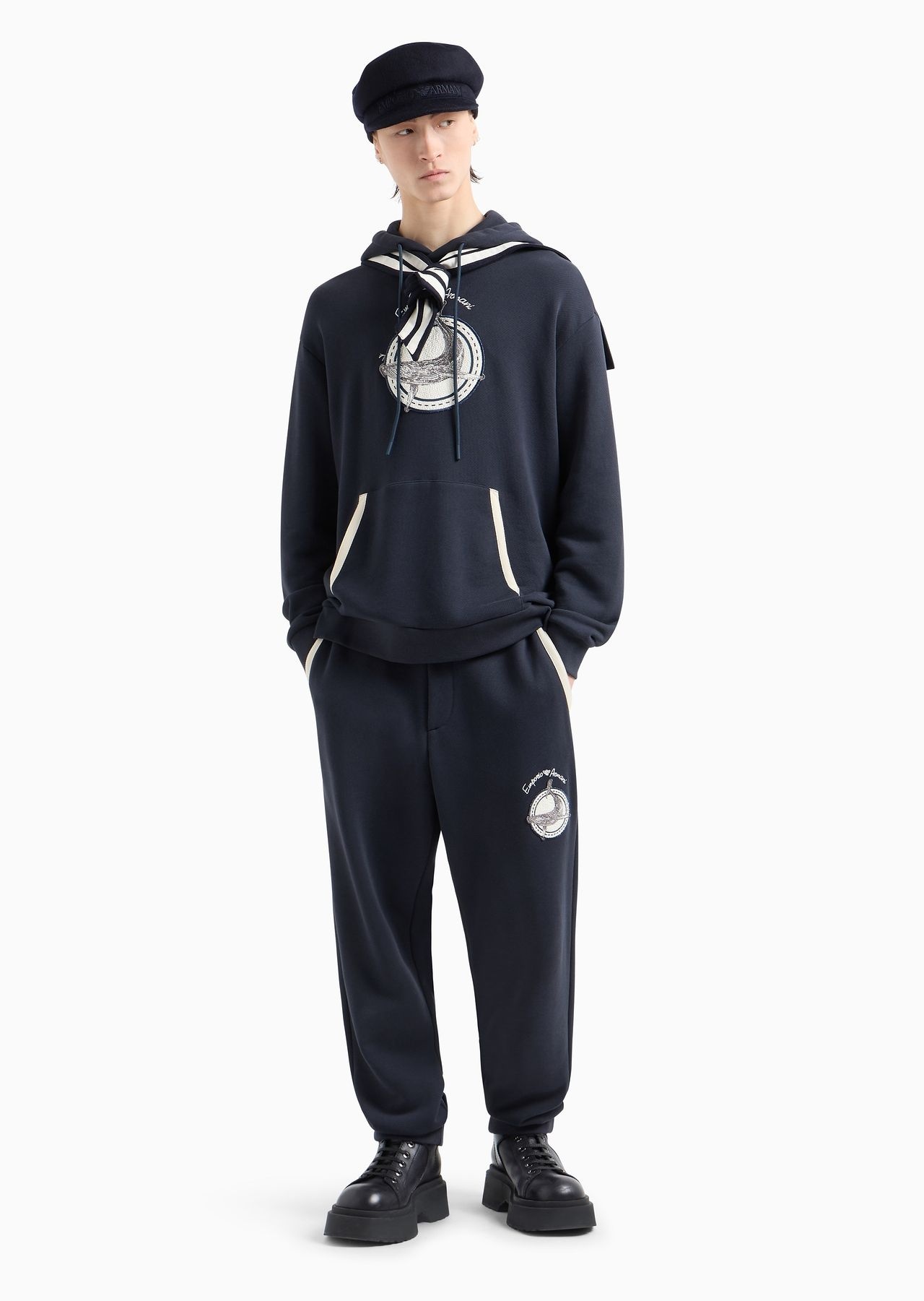 Twill hooded sweatshirt with oversized whale patch - 4