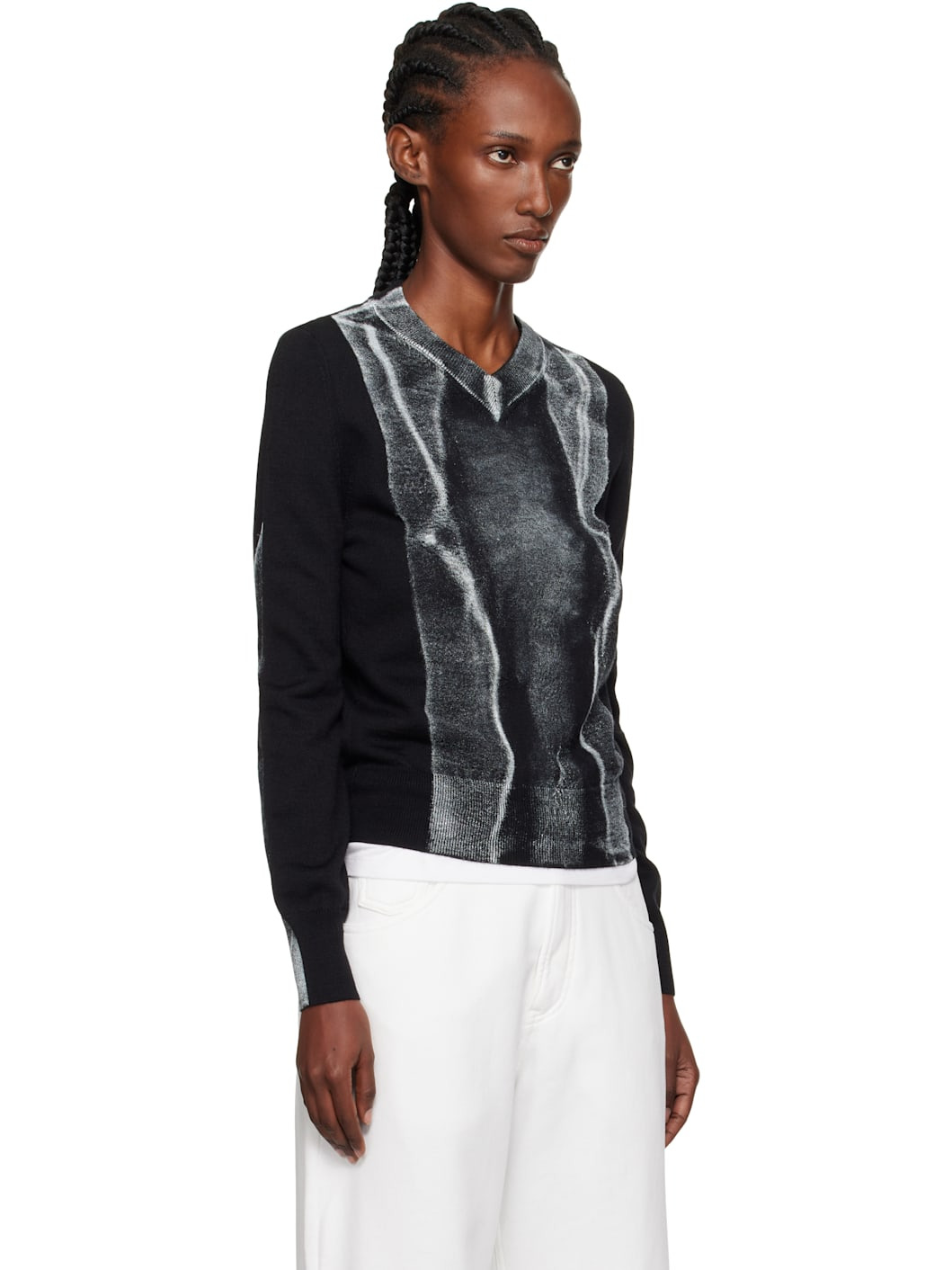 Black Folded Printed Gauge 14 V-neck Sweater - 2