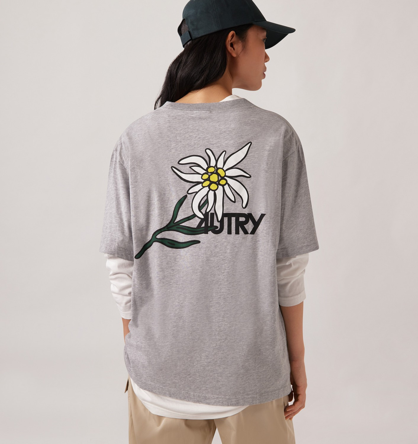 UNISEX EDELWEISS BACK GRAPHIC TEE - 3