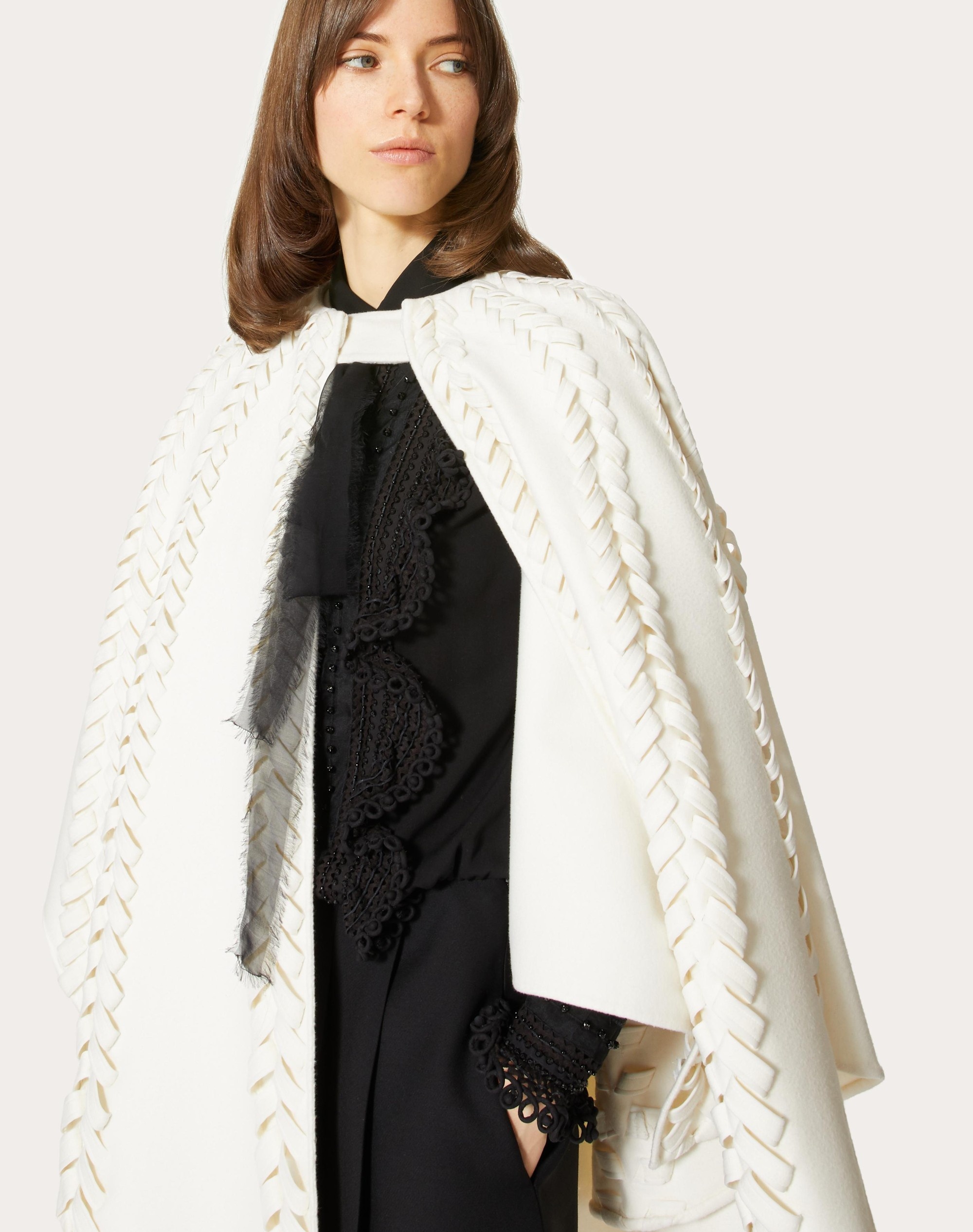 EMBROIDERED COMPACT DRAP CAPE - 5