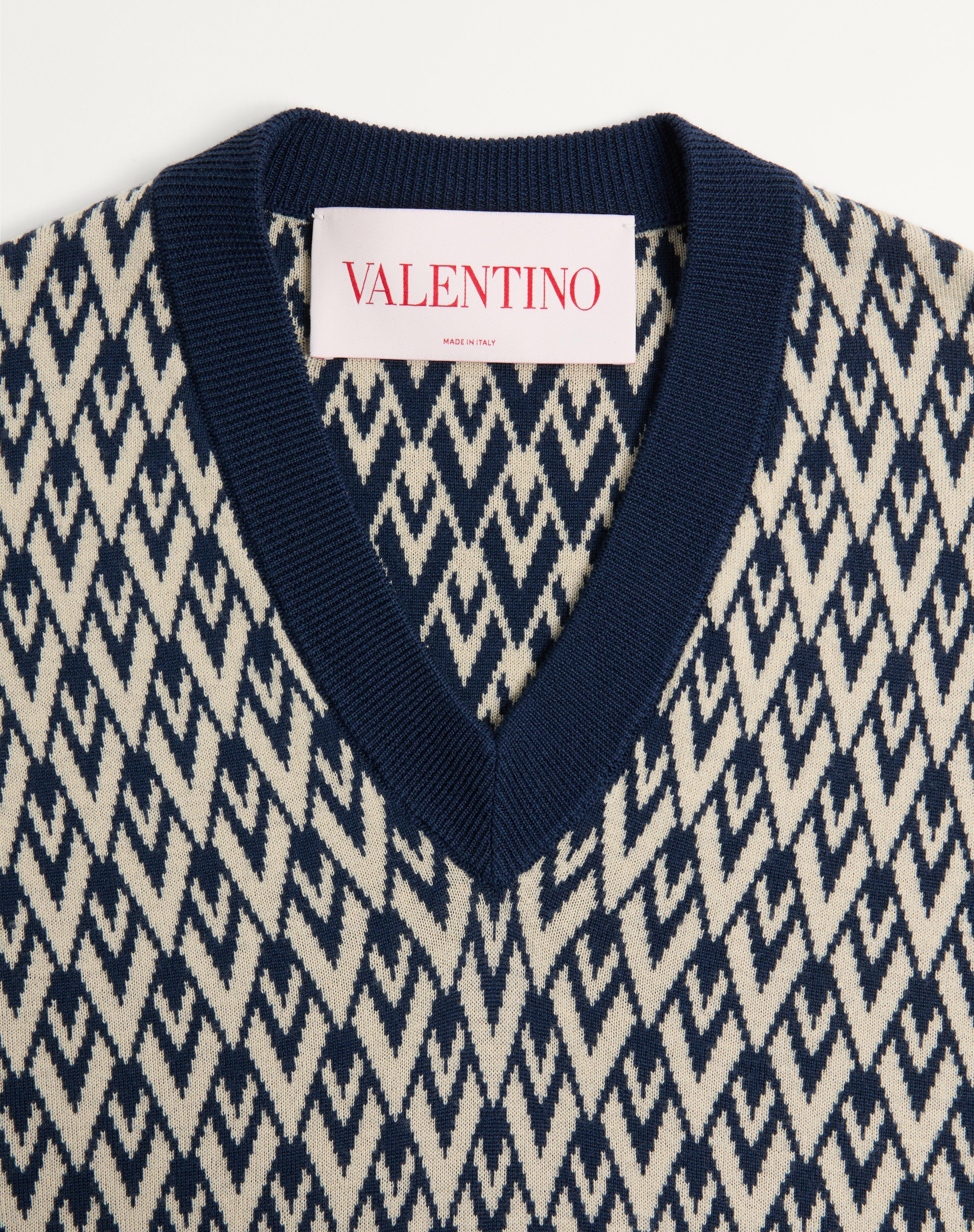 WOOL VEST WITH TOUTE LA V JACQUARD PATTERN - 9