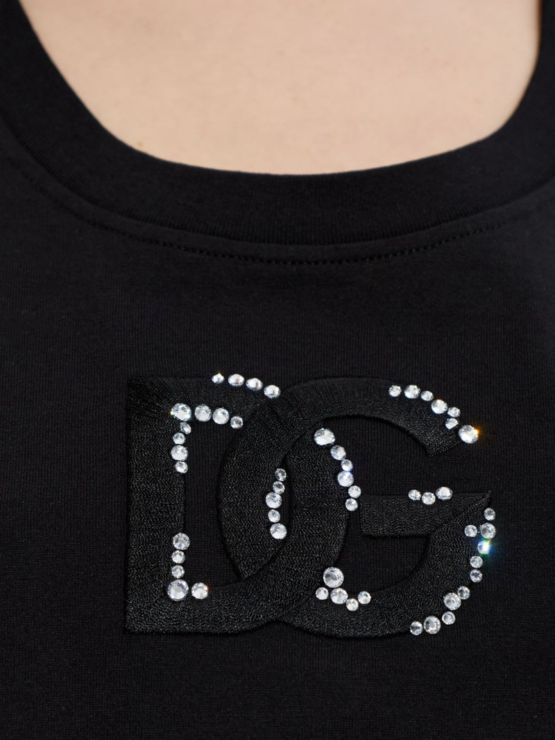 logo-embellished top 5