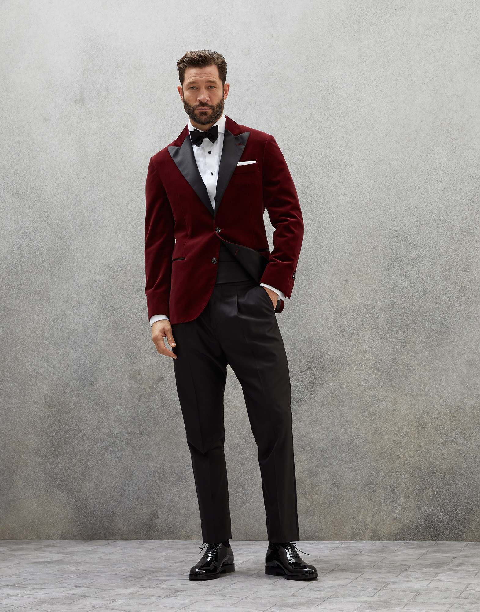 Tuxedo trousers with pleats