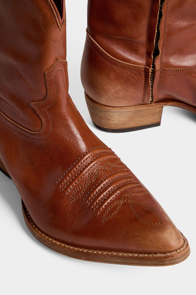 VINTAGE BOOTS - 4