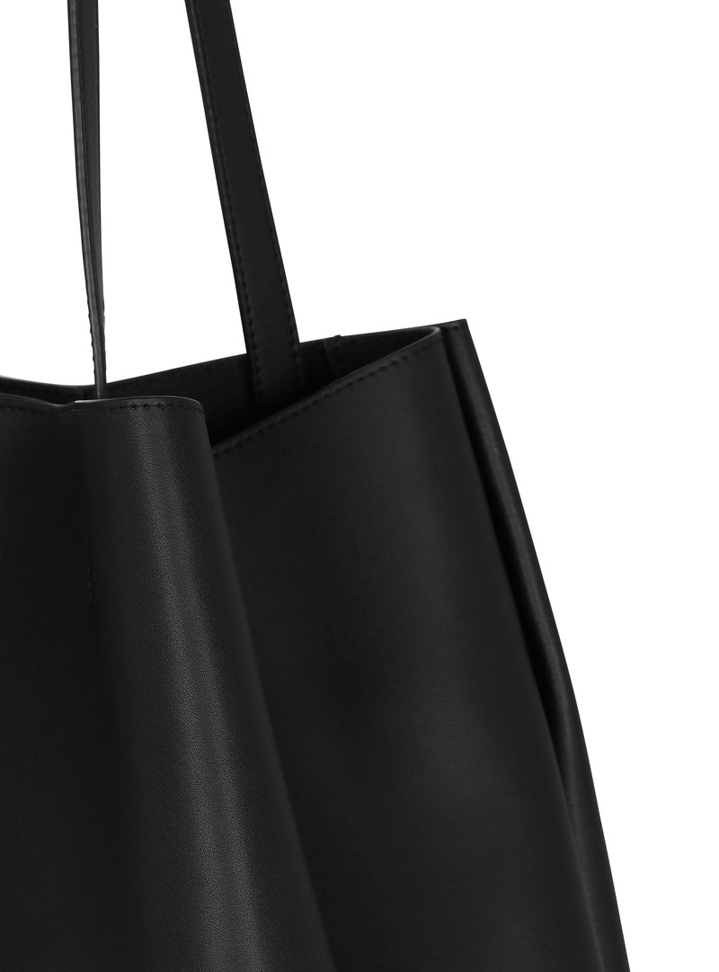 Emblème leather tote bag 6