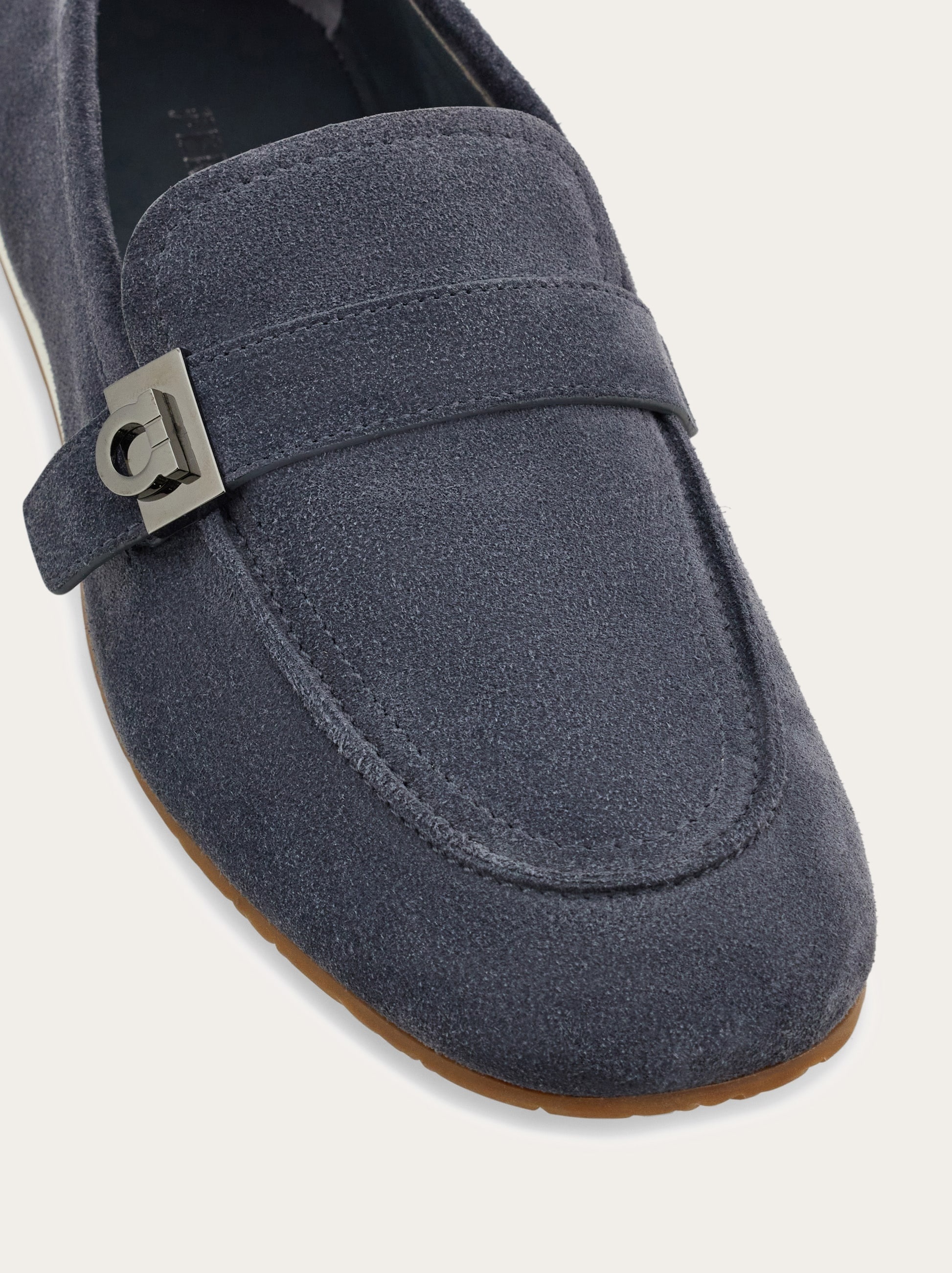 Hug buckle loafer - 7