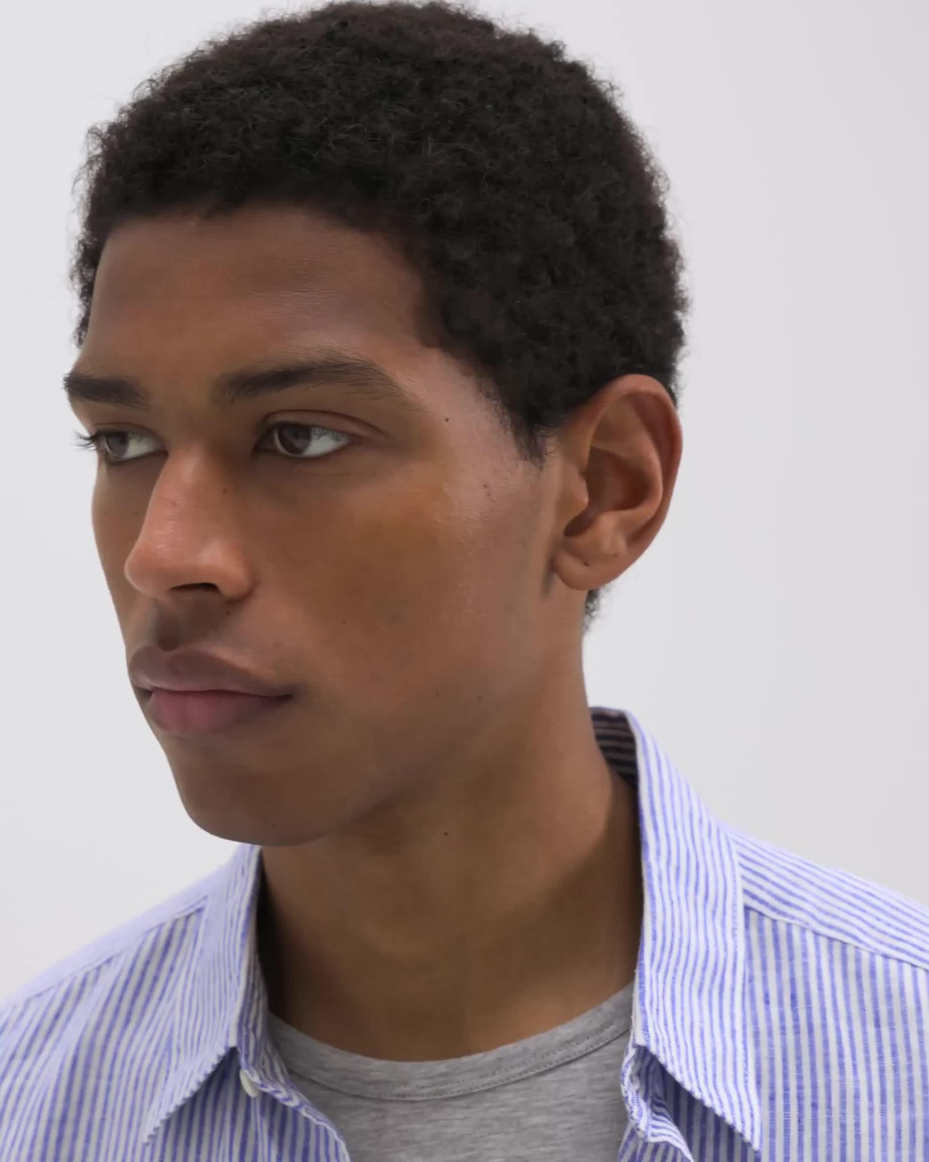 Irving Short-Sleeve Shirt in Relaxed Linen - 7