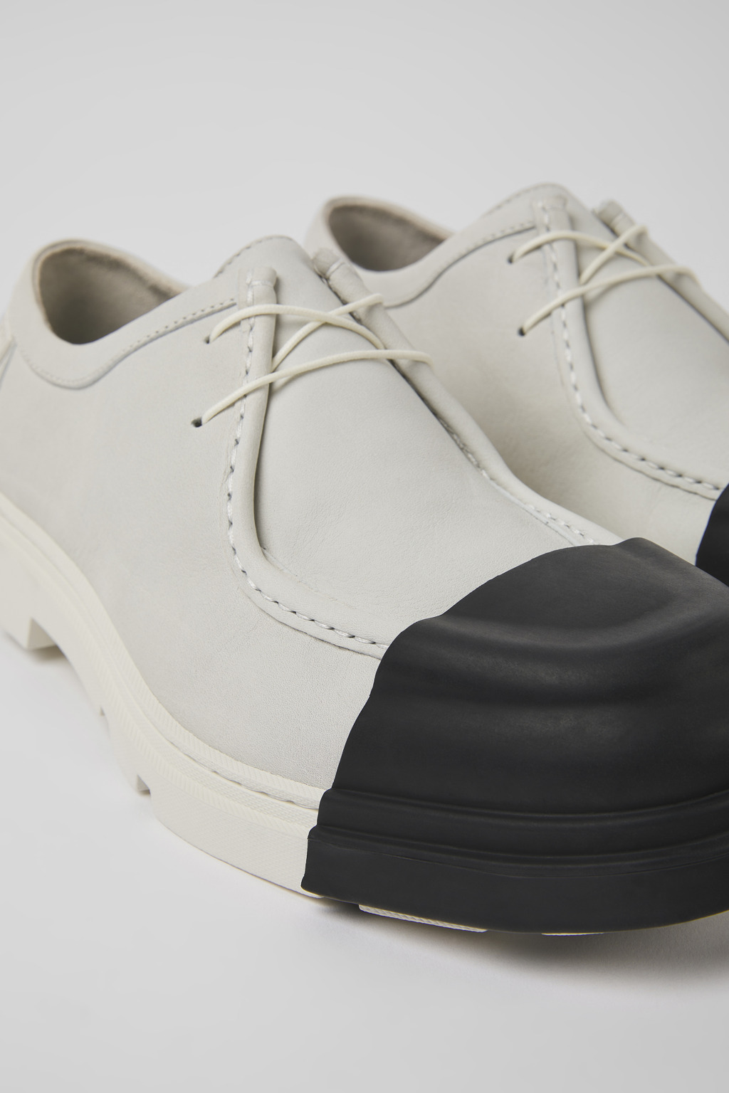 White non-dyed leather shoes for men - 2