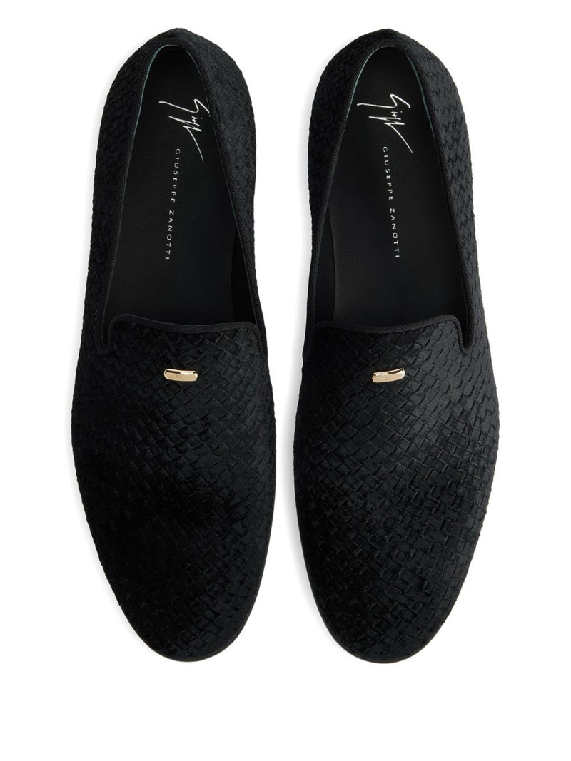 재키 짠 loafers 3