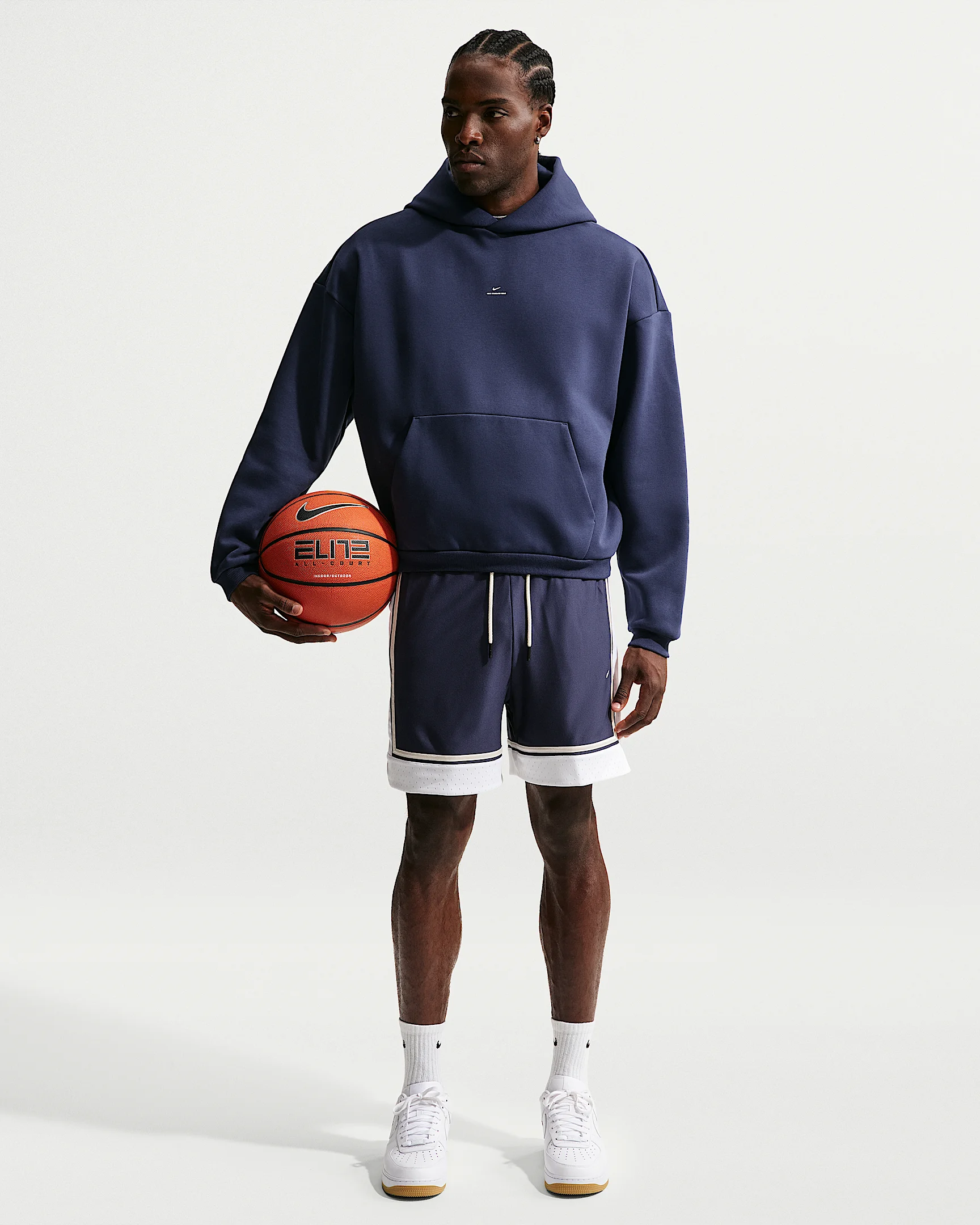 Nike Standard Issue Men's Dri-FIT 6" Basketball Shorts - 1