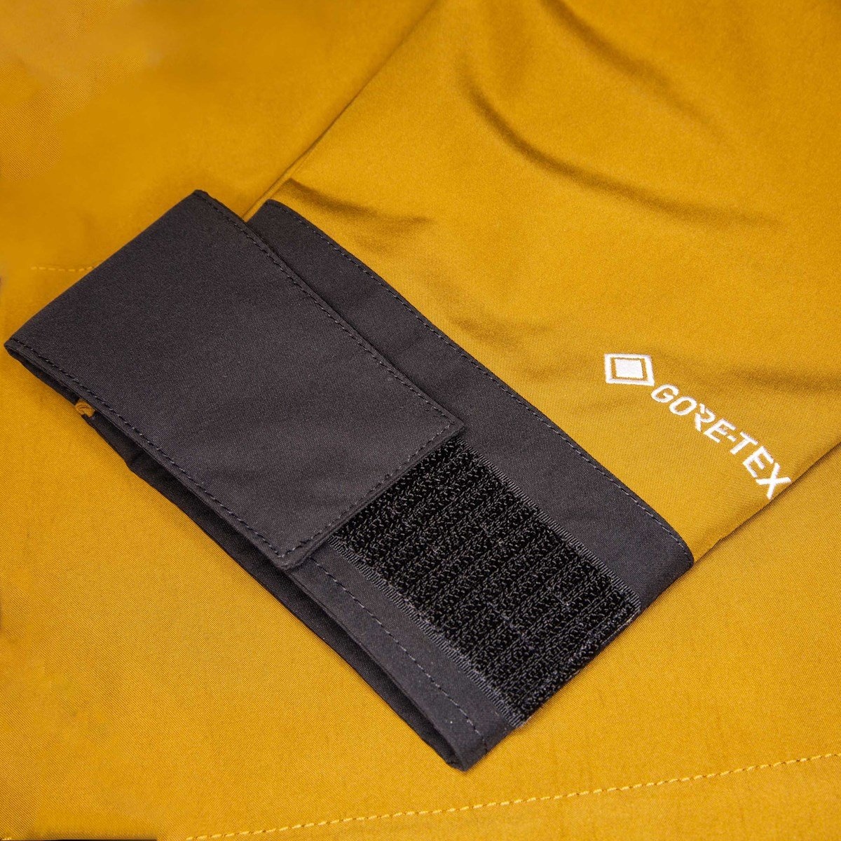 GTX Mountain Jacket - 3
