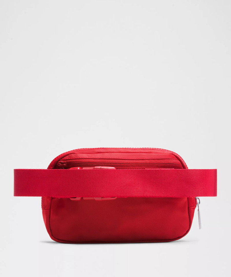 Everywhere Belt Bag 1L 3