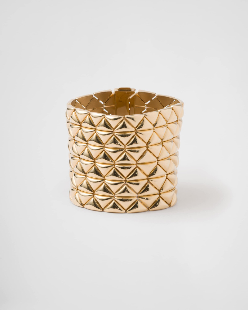 Eternal Gold cuff bracelet in yellow gold 1