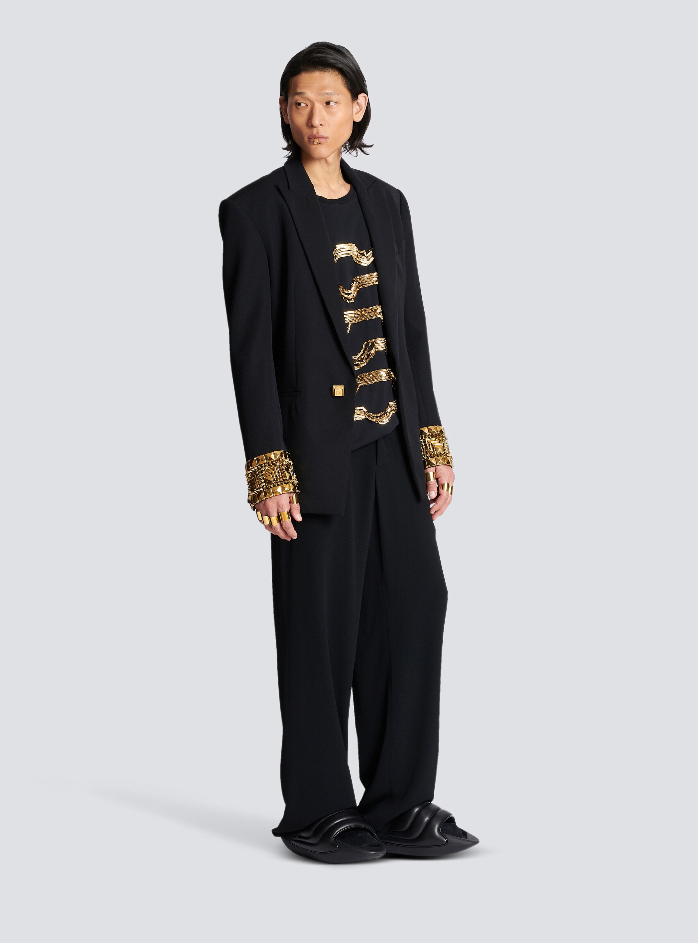 Wool blazer embroidered with pyramid studs - 2