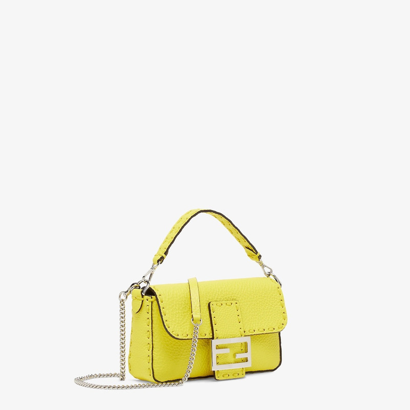 FENDI Baguette Mini outlook