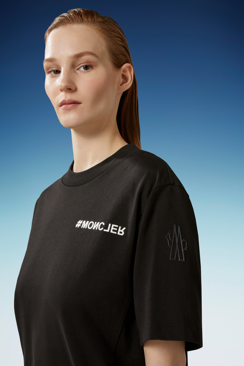 Logo T-Shirt 4