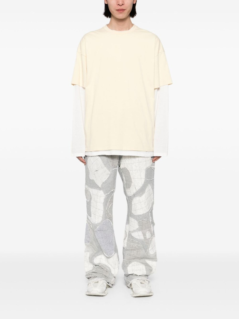 WHO DECIDES WAR Atom track pants outlook