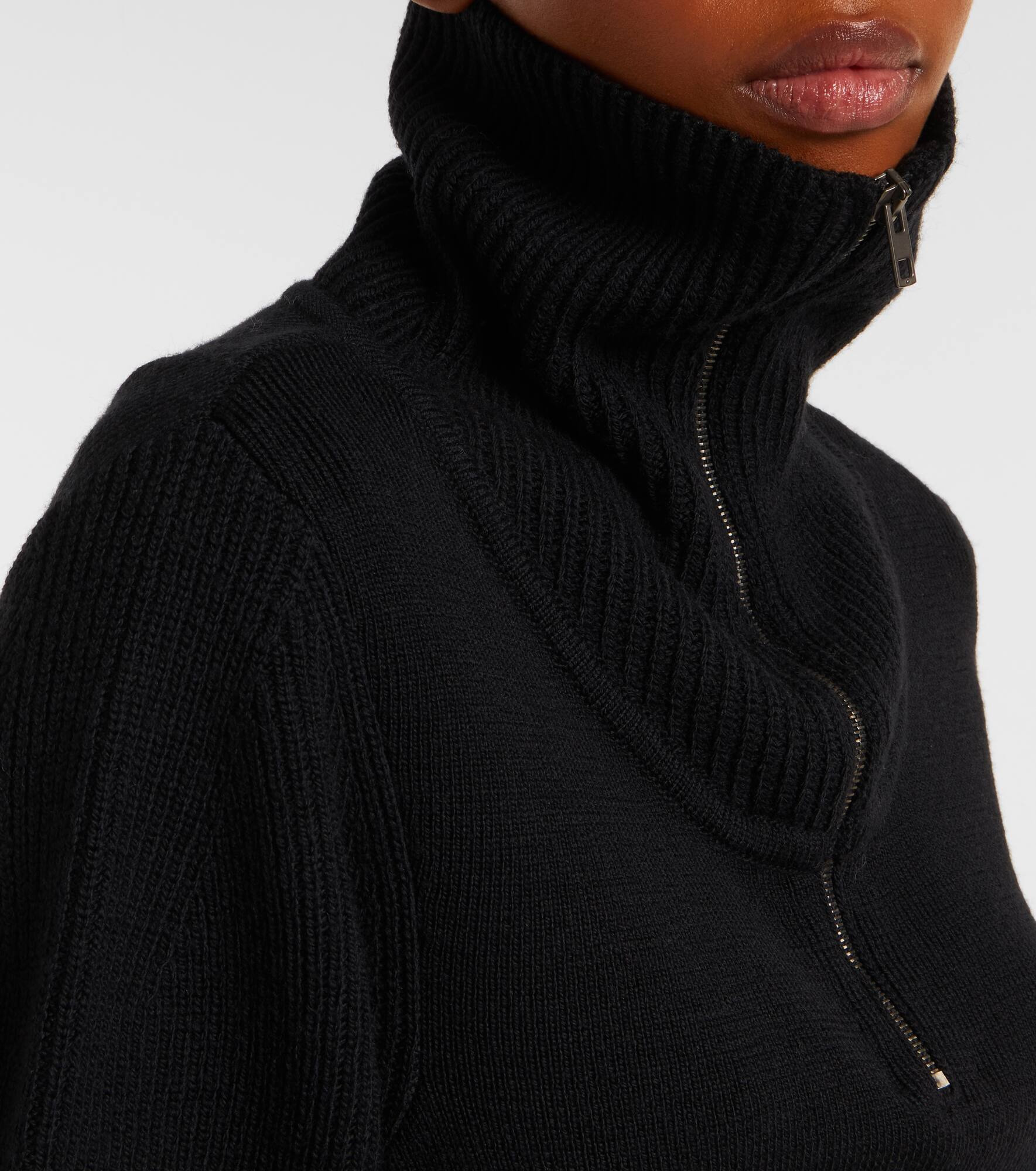 Wool turtleneck sweater - 4