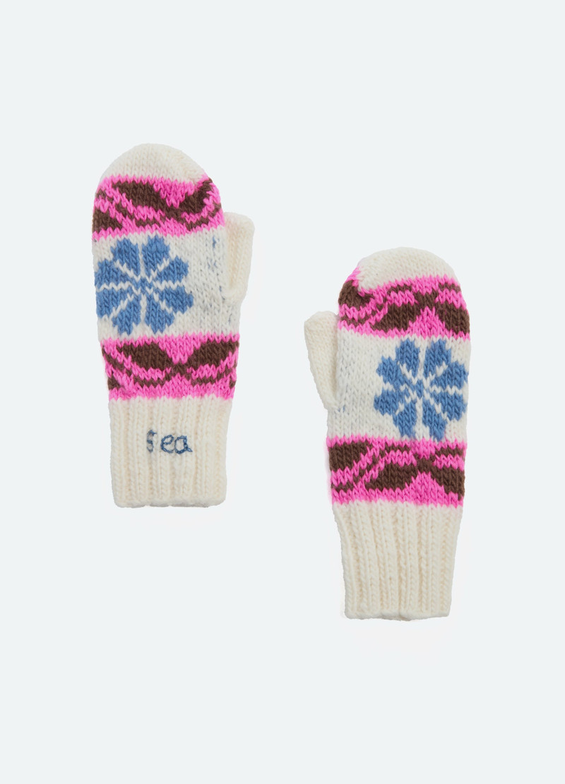Mavis Mittens 3