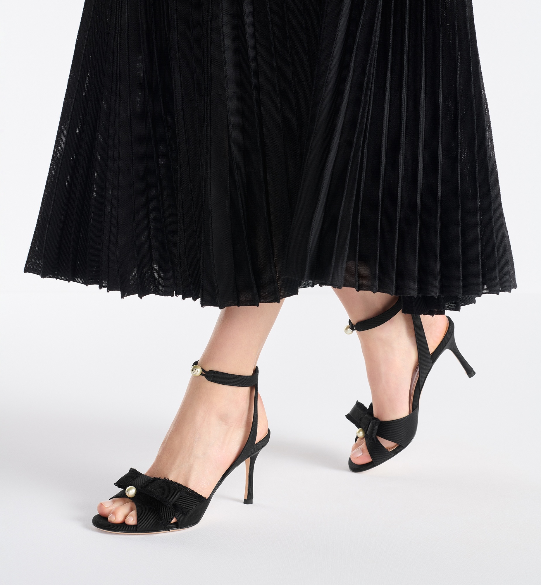 【入手困難カラー♡】★Dior★Adiorable Heeled サンダル★ Dior Adiorable Heeled Sandal | REVERSIBLE
