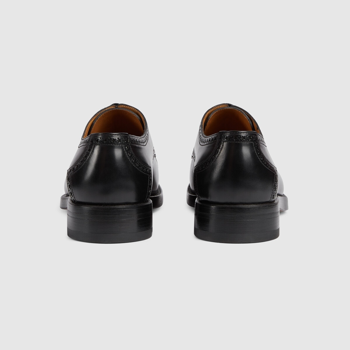 Men's lace-up shoe with brogue details - 4