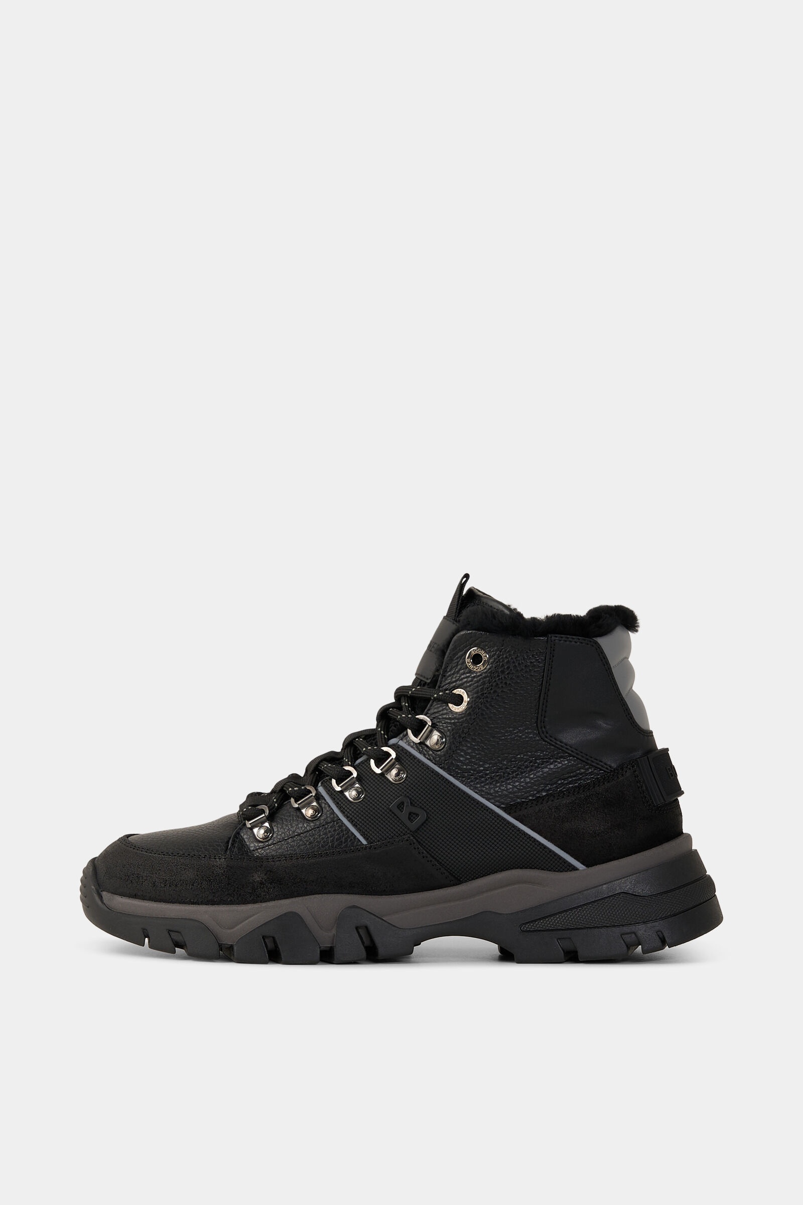 Copper Mountain Lace-up boots in Black - 1