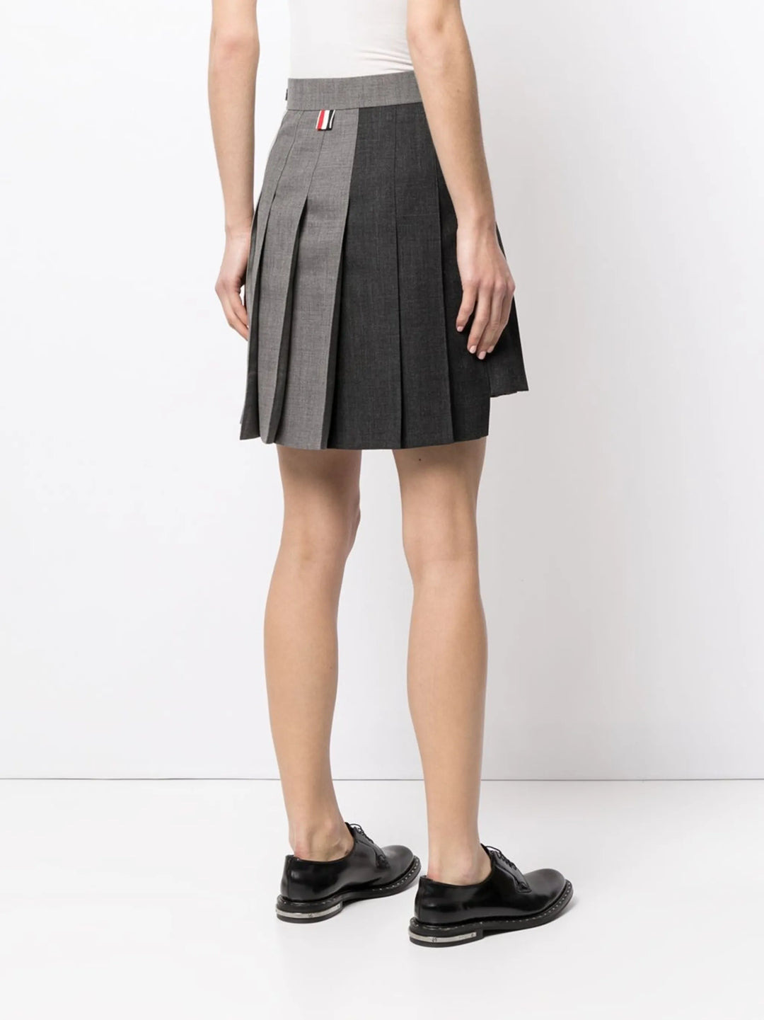 Thigh Length Dropped Back Pleated Skirt - 4