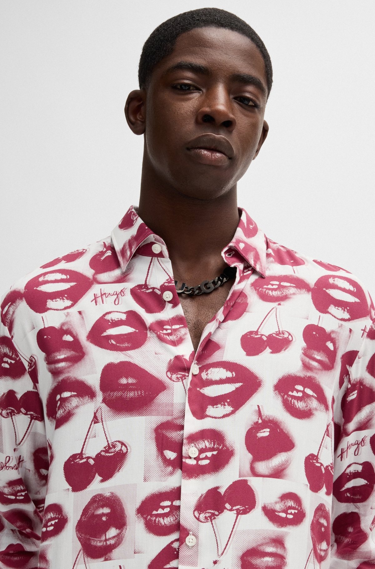 SLIM-FIT SHIRT WITH SEASONAL PRINT - 3