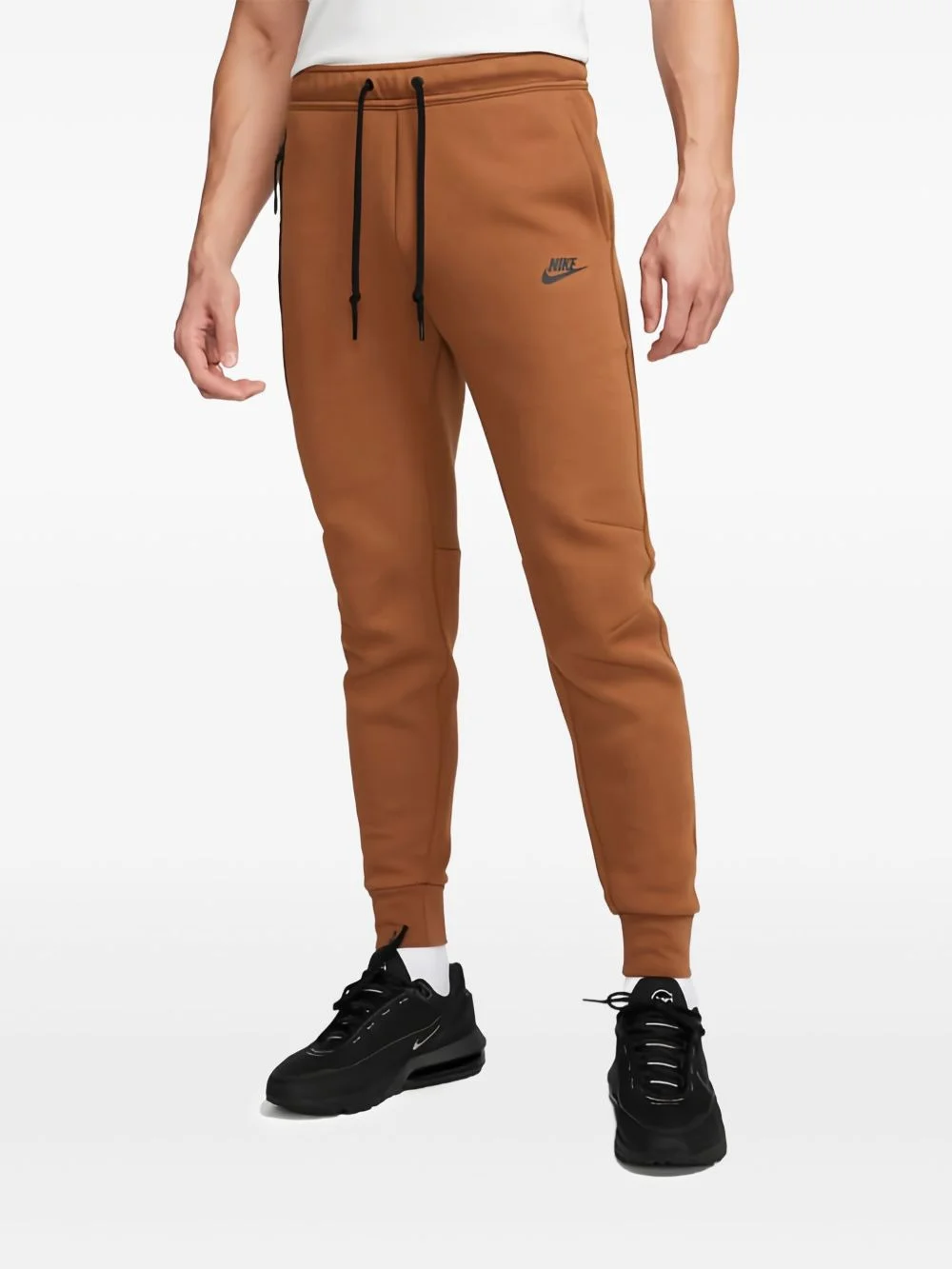 Nike Sportswear 기술 소매 남자의 조깅 - 1