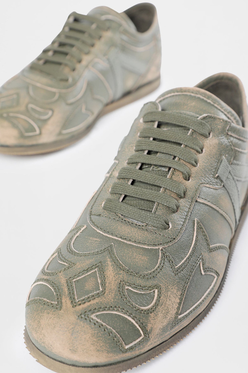 Milton Low 4