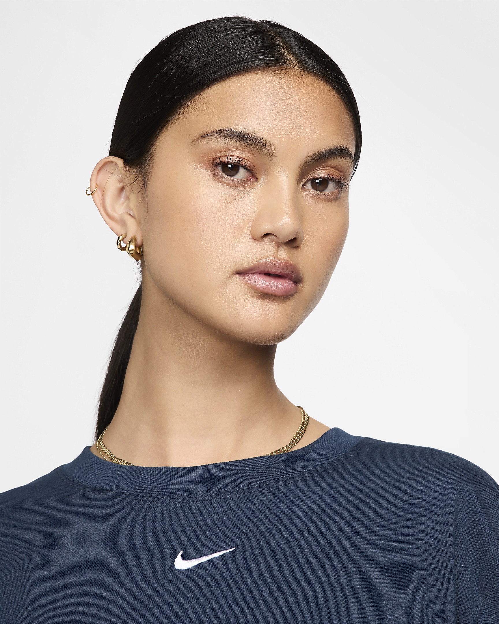 Nike Sportswear Essential Women's T-Shirt - 3