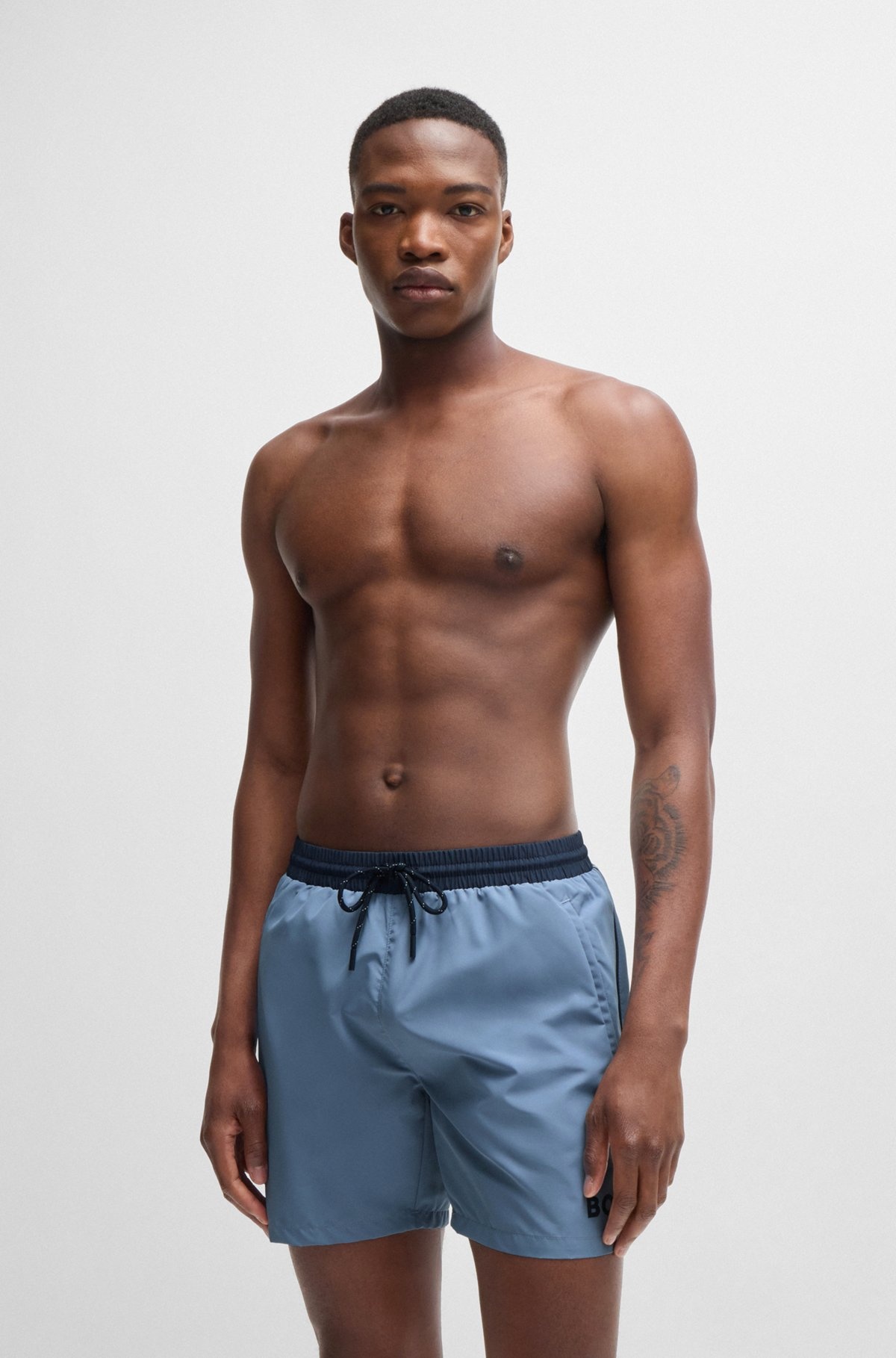 QUICK-DRY SWIM SHORTS WITH CONTRAST DETAILS - 2