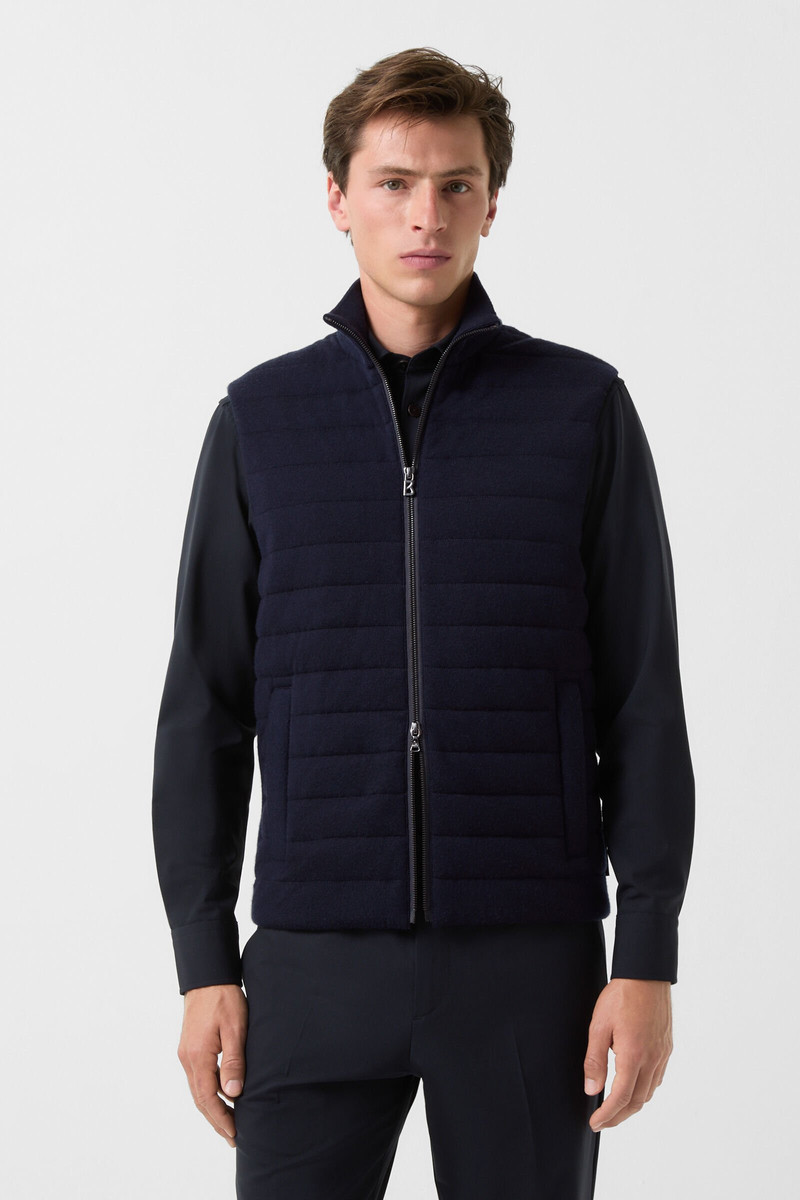 Lavin knitted vest in Navy blue 2