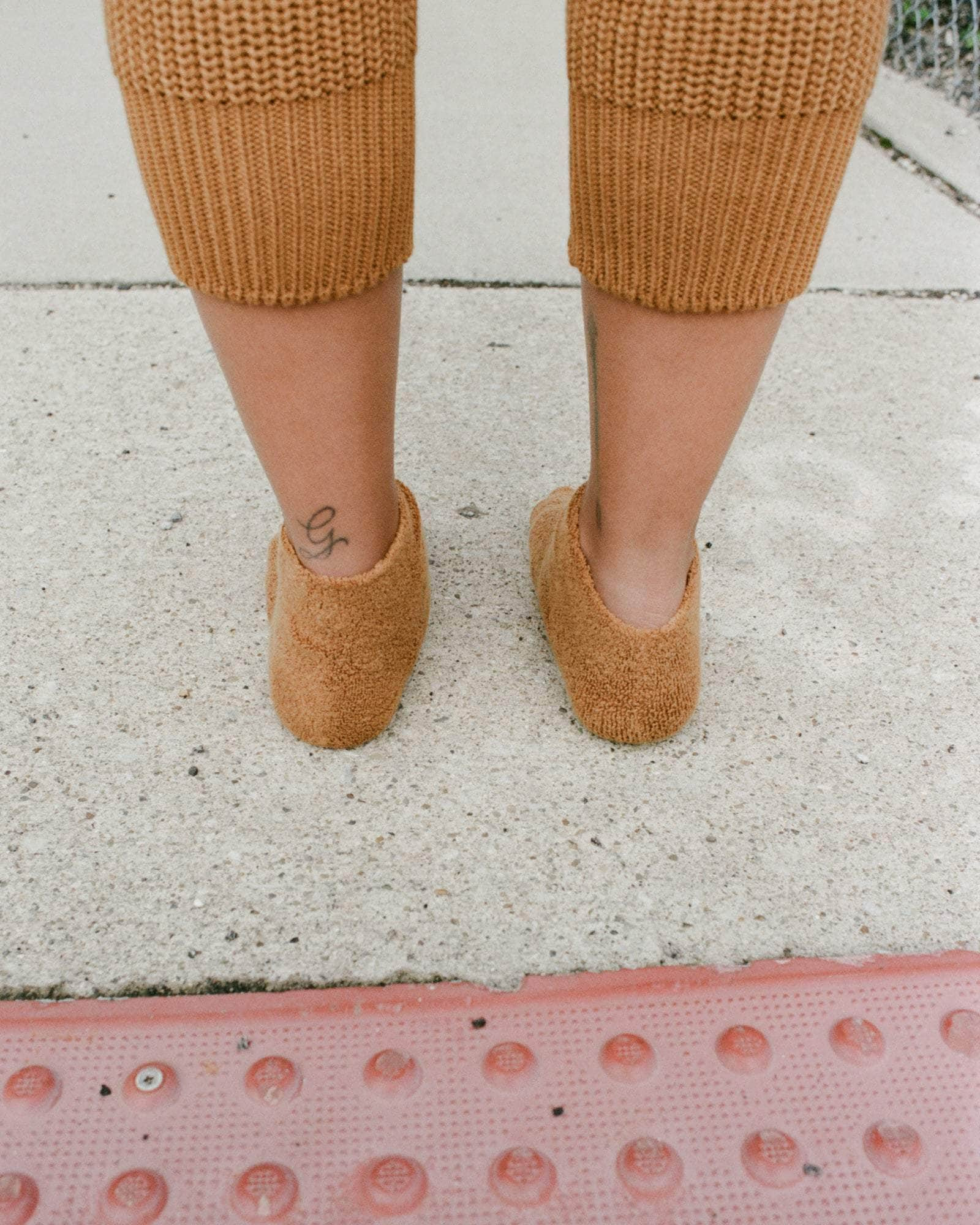 Buckle Ankle Socks - Textured Organic Cotton - 3