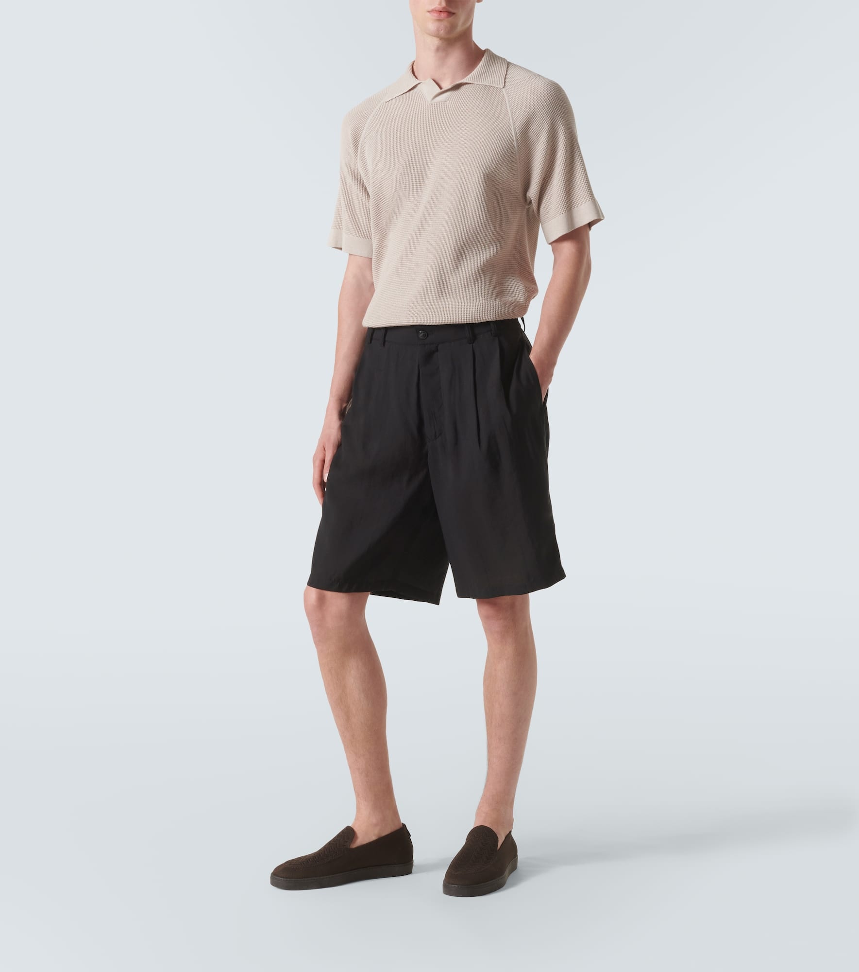 Pleated Bermuda shorts - 2