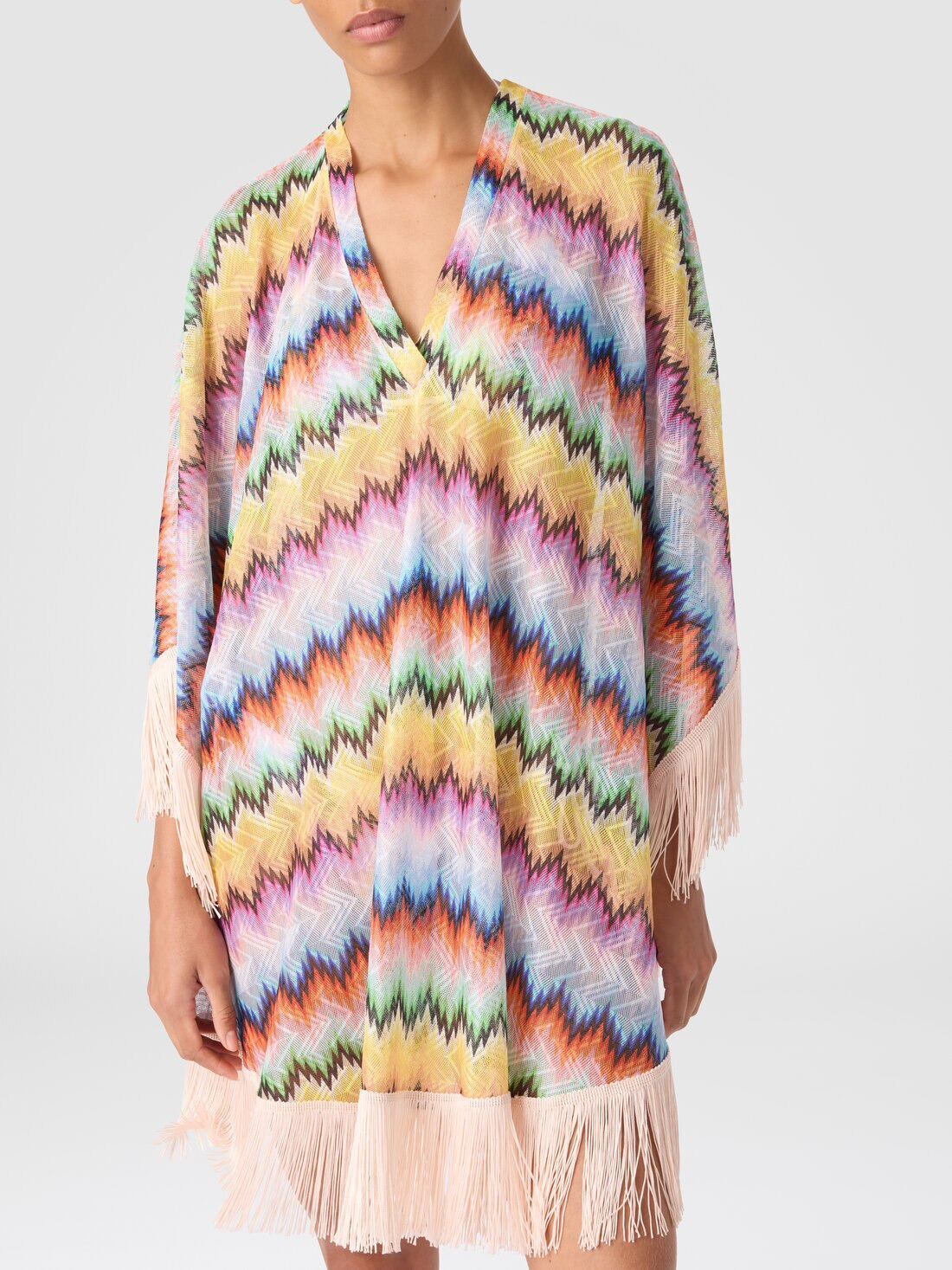 Short caftan with fringes and gradient stripe print - 5