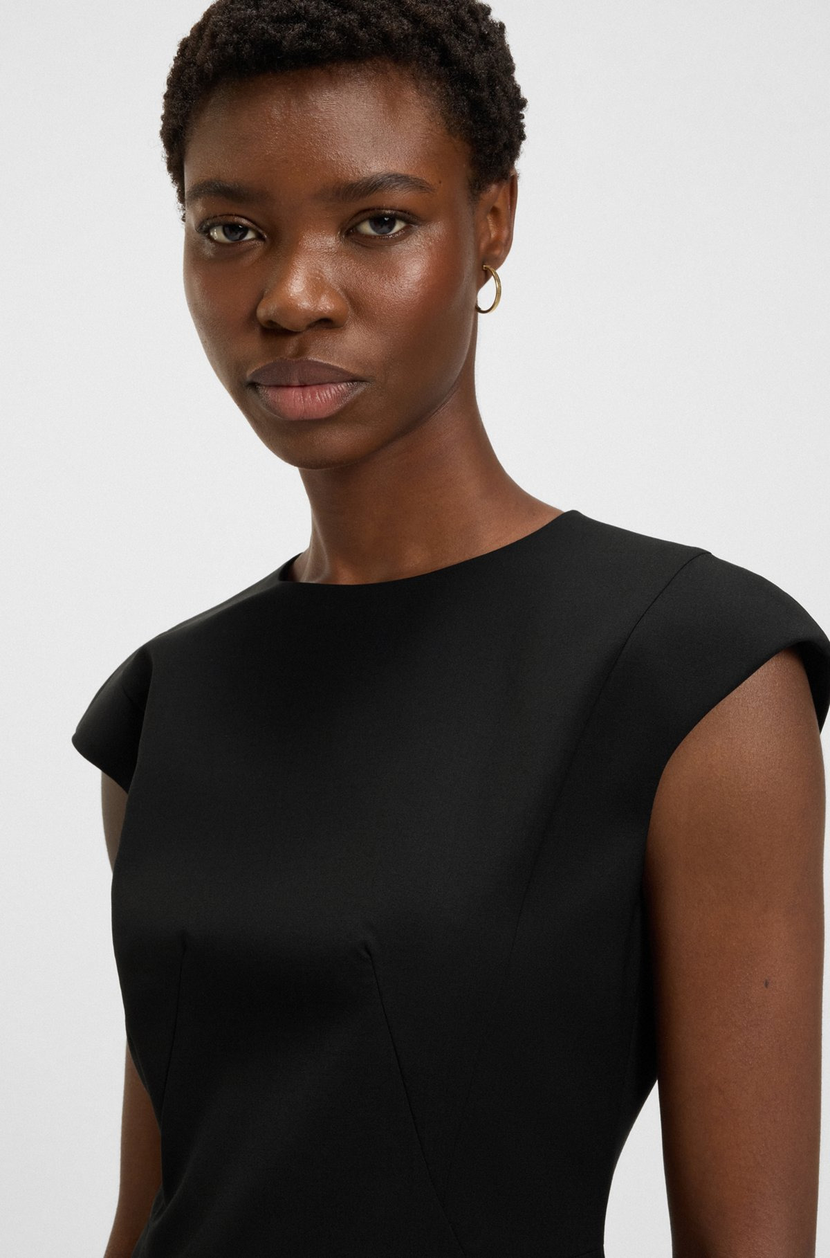 SLIM-FIT DRESS IN VIRGIN WOOL WITH CAP SLEEVES - 5